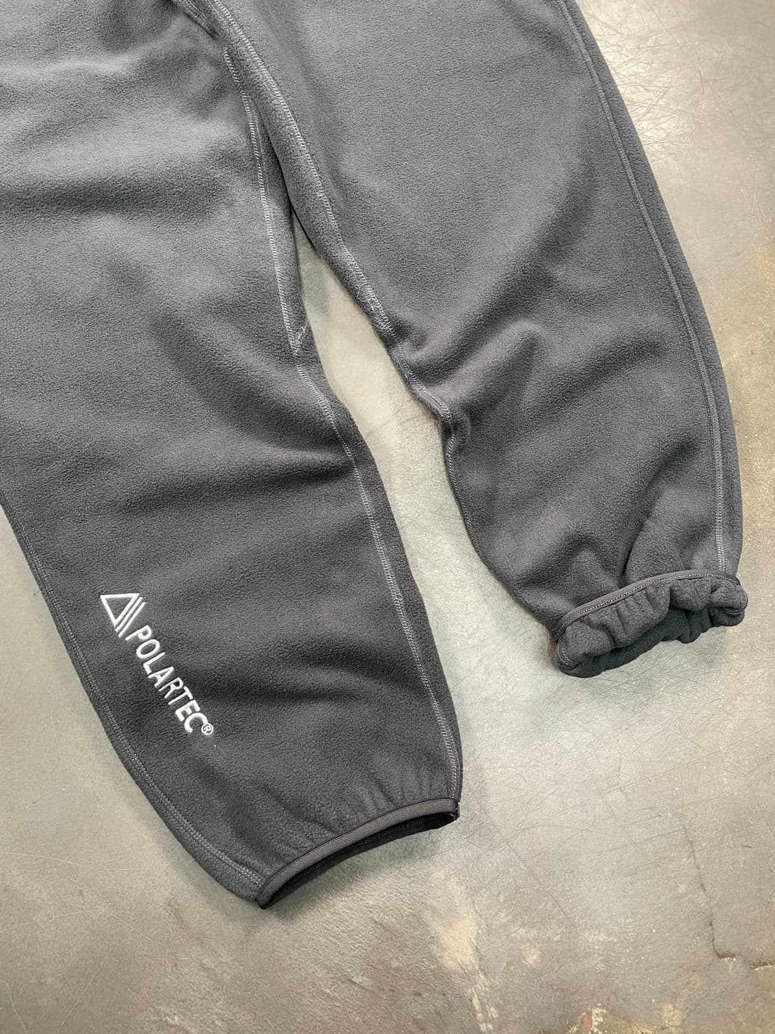 나이키 ACG 데드스탁 플리스 팬츠 상품이미지4