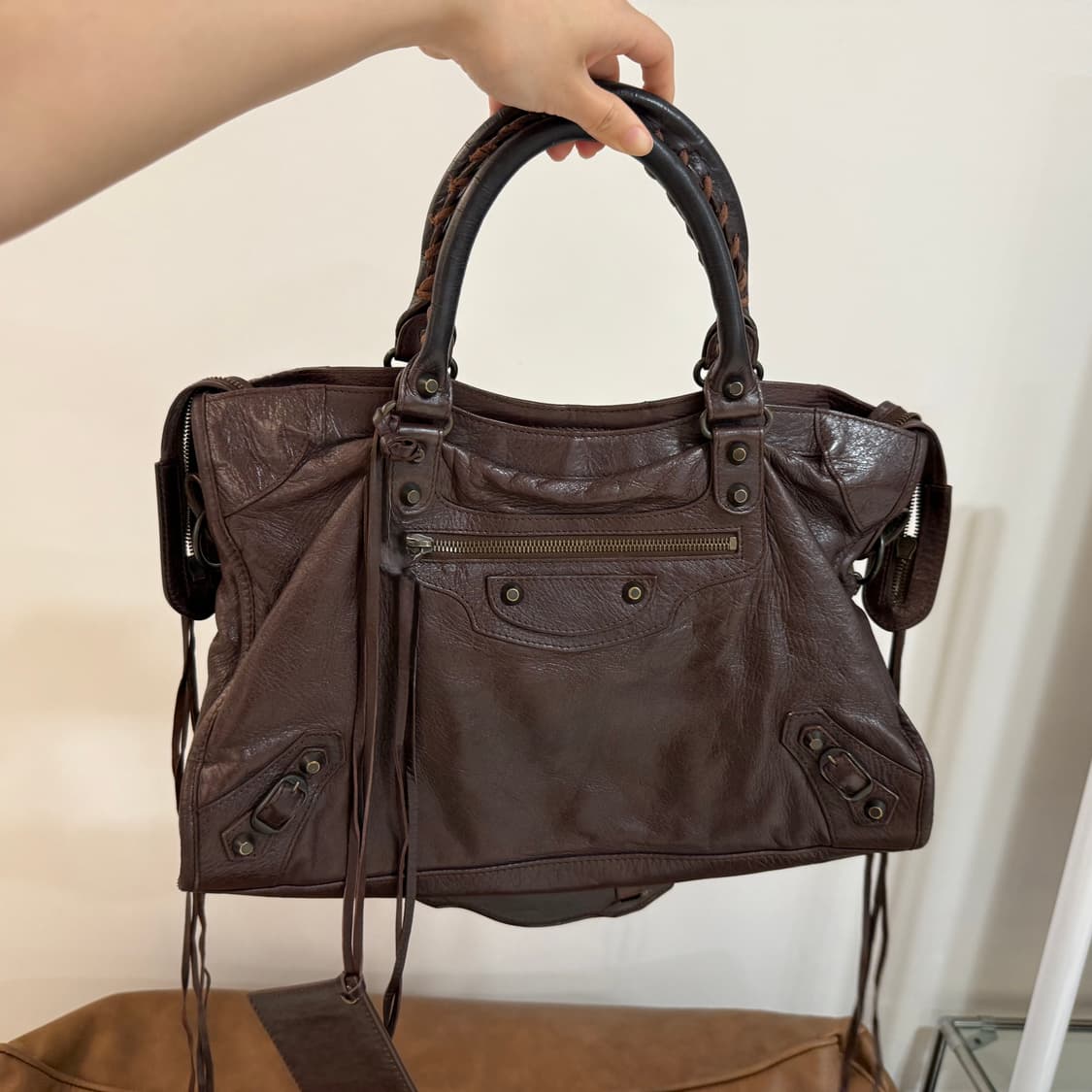 발렌시아가 클래식 시티백 모터백 브라운 미디움 상품이미지1