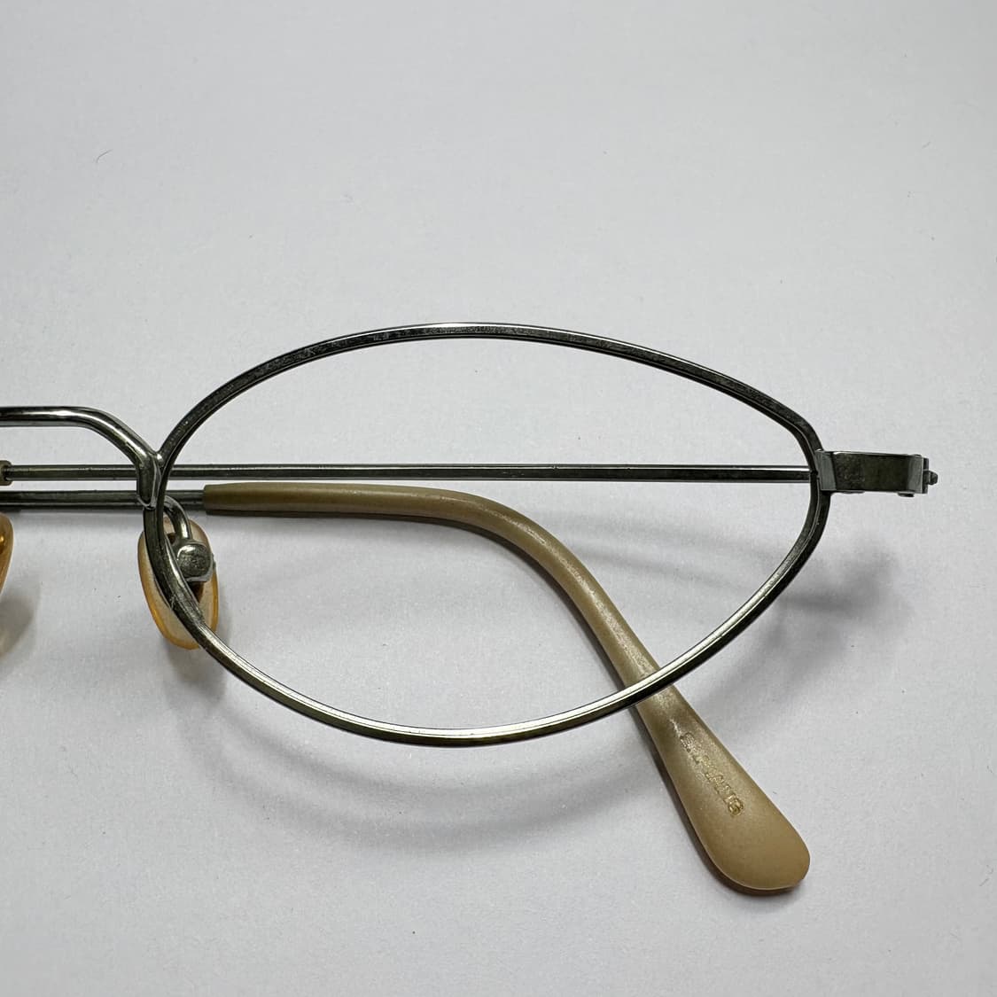 빈티지 오벌형 안경 (슬림 라인 오벌 온테 안경) 상품이미지3