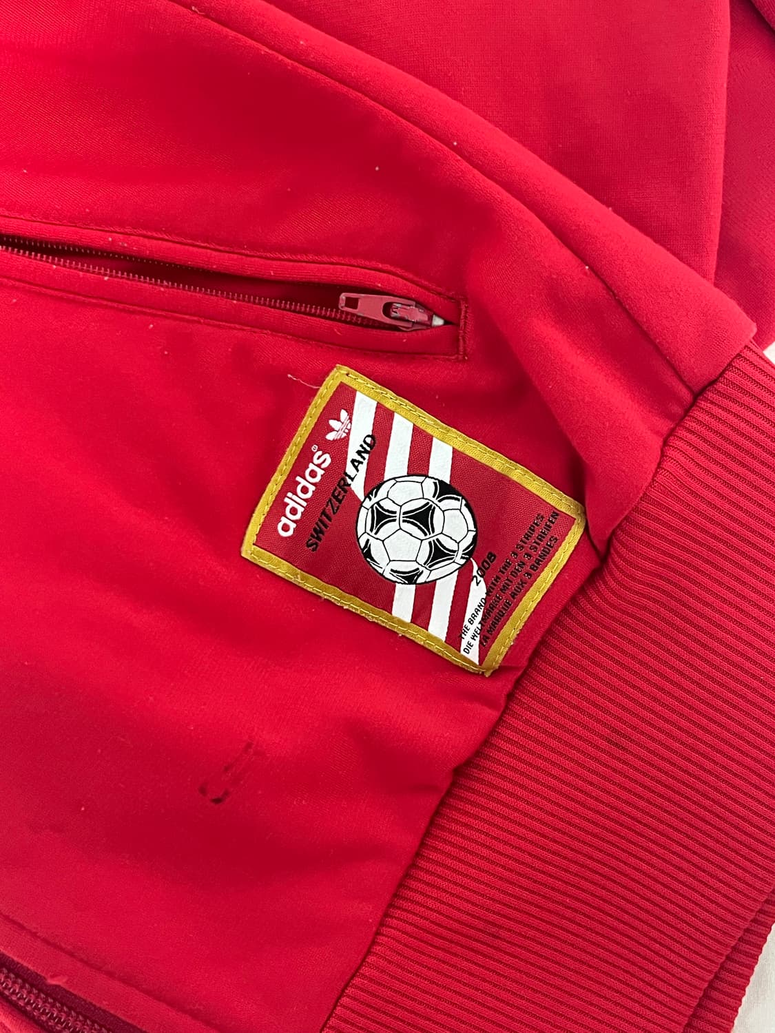 아디다스 레드 스위스 저지 상품이미지3