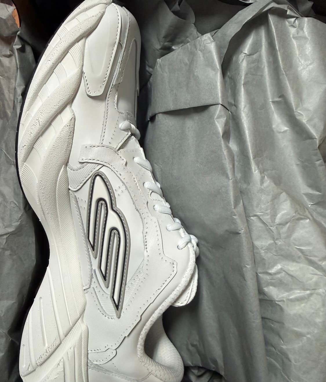 발렌시아가 먼데이 스니커즈 44 새상품 상품이미지1