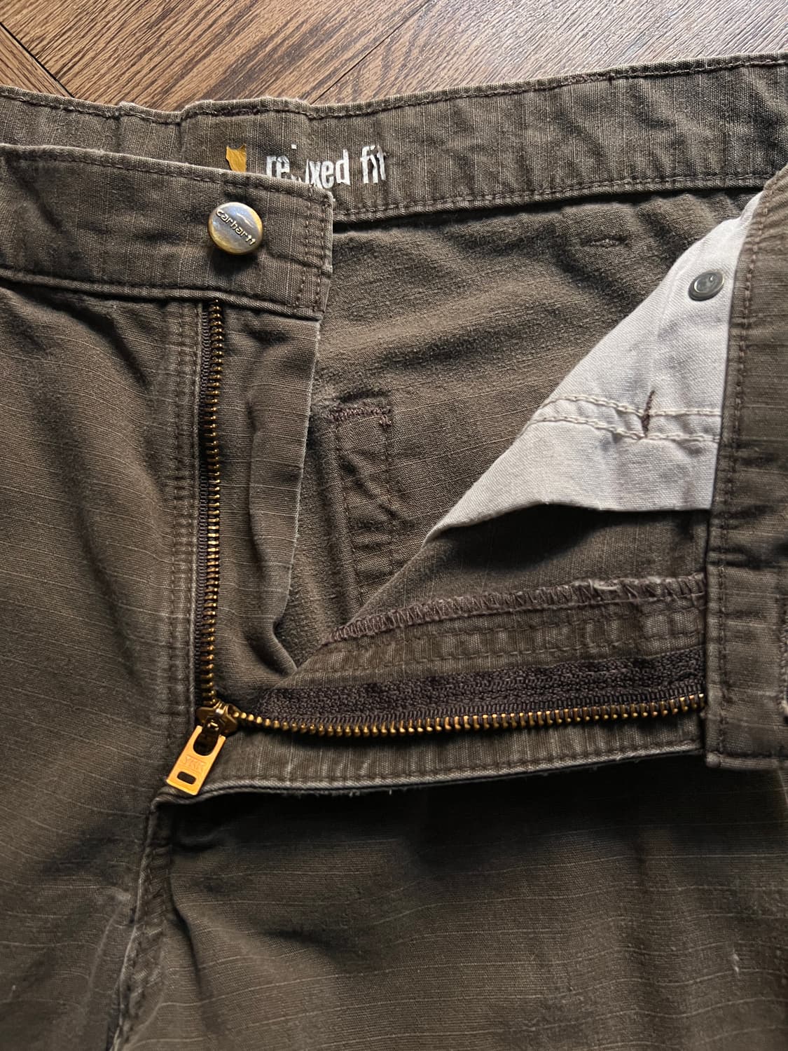 [32]칼하트 USA 더티워싱 다크커피 립스탑 더블니 워크 카고 팬츠 상품이미지3