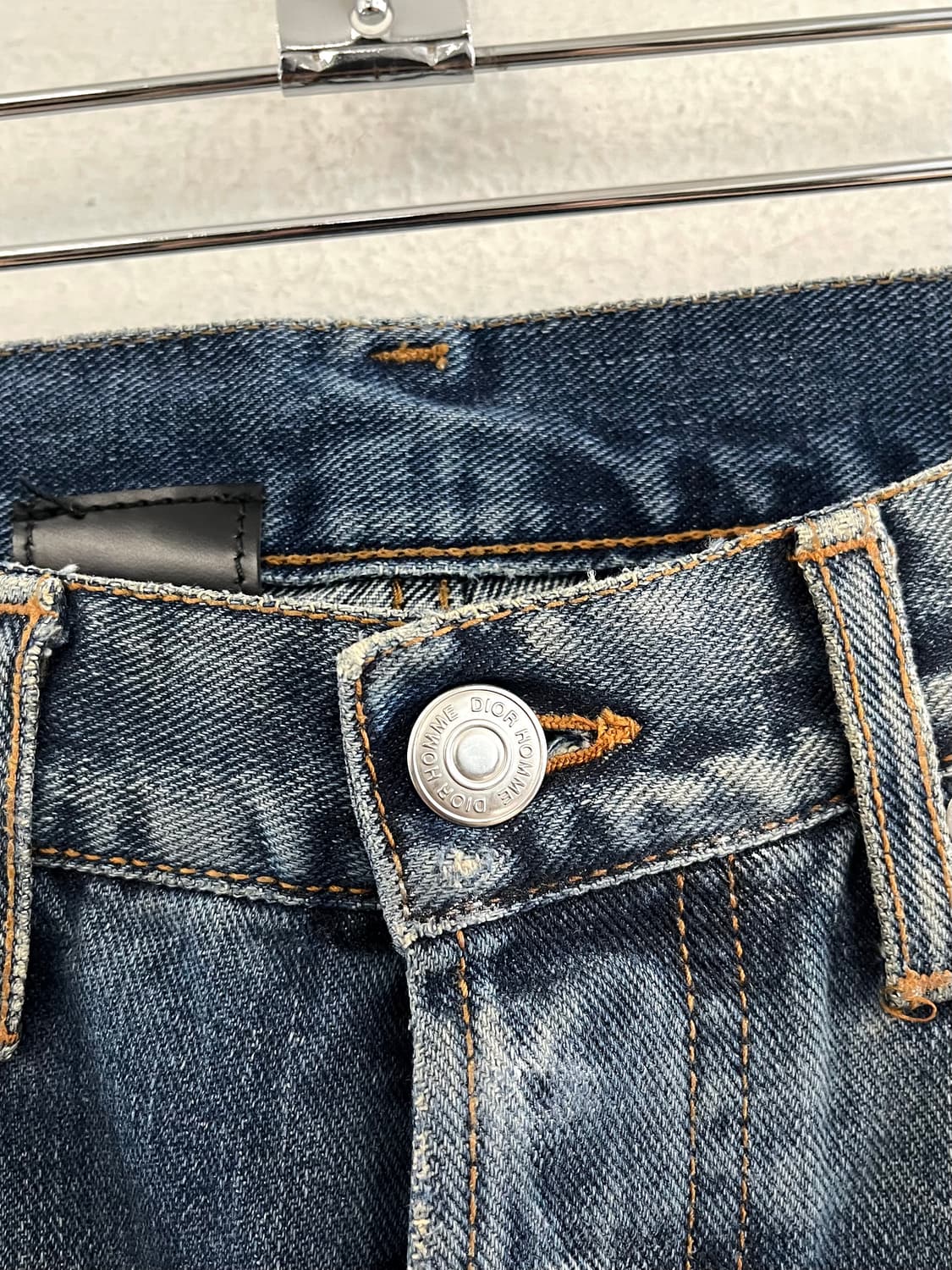 디올 옴므 08FW 오일 워싱 데님 팬츠 상품이미지3