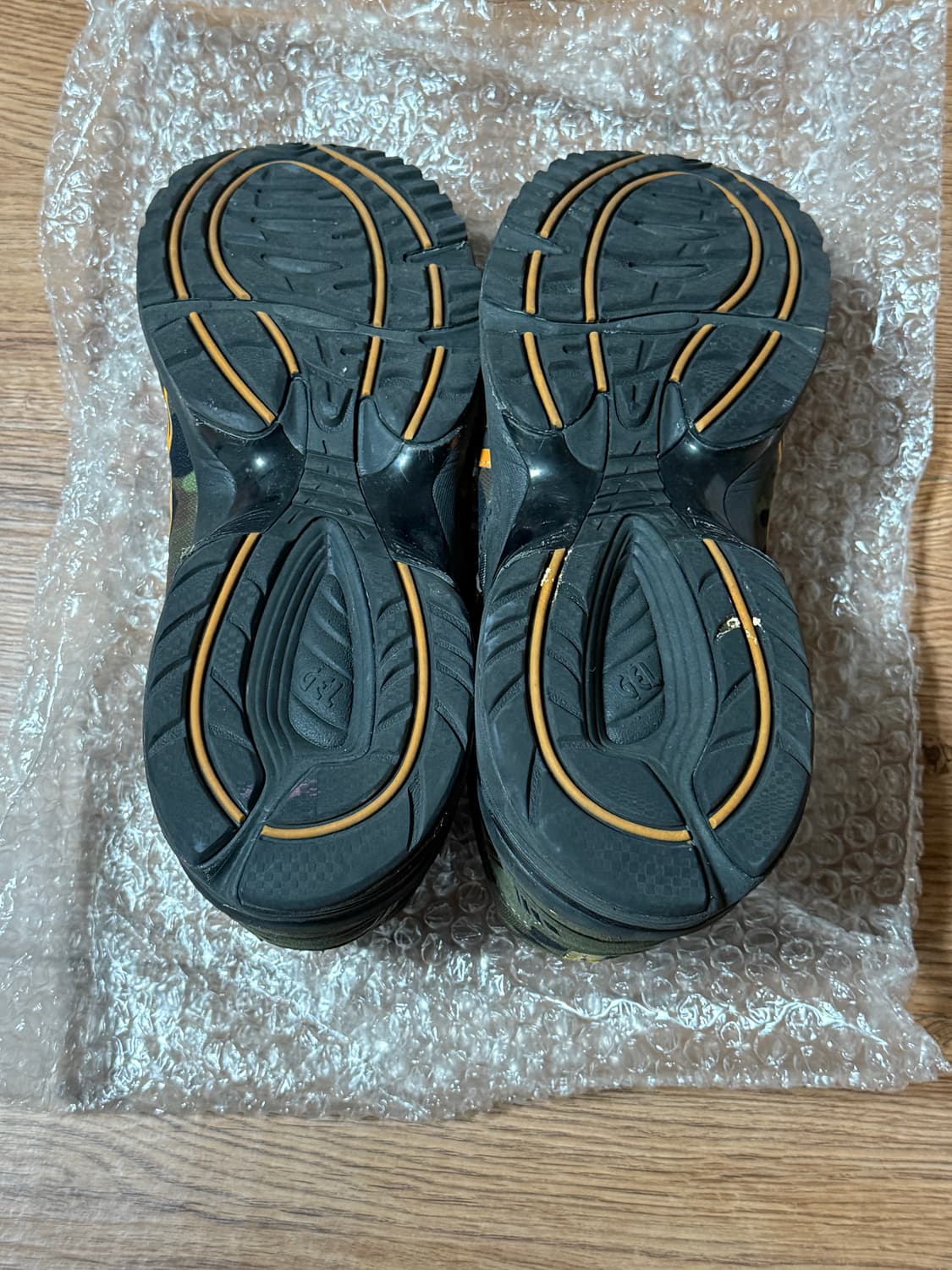 아식스 x 베이프 젤 1090 타이거 카모 상품이미지4