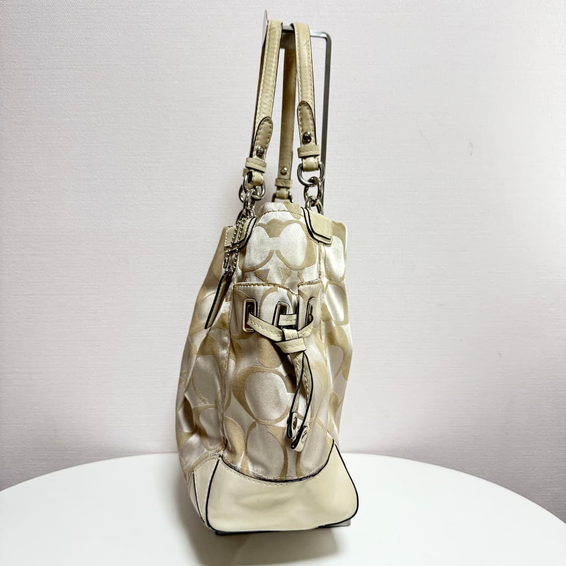 Y2k 코치 시그니처 토트백 상품이미지3