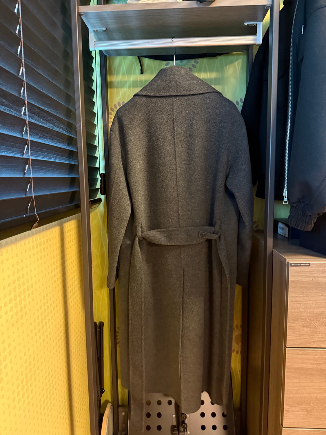 타임 옴므 20주년 로브코트 95사이즈 판매합니다. 상품이미지3