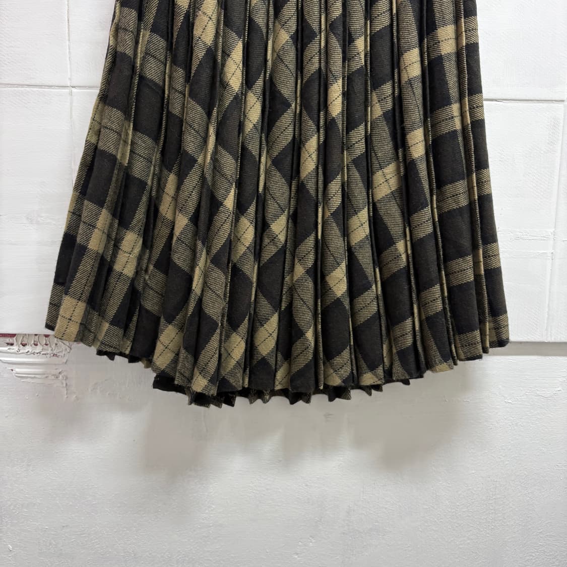 울 체크 플리츠 주름 언발 롱 밴딩 스커트 (JPN) 상품이미지3