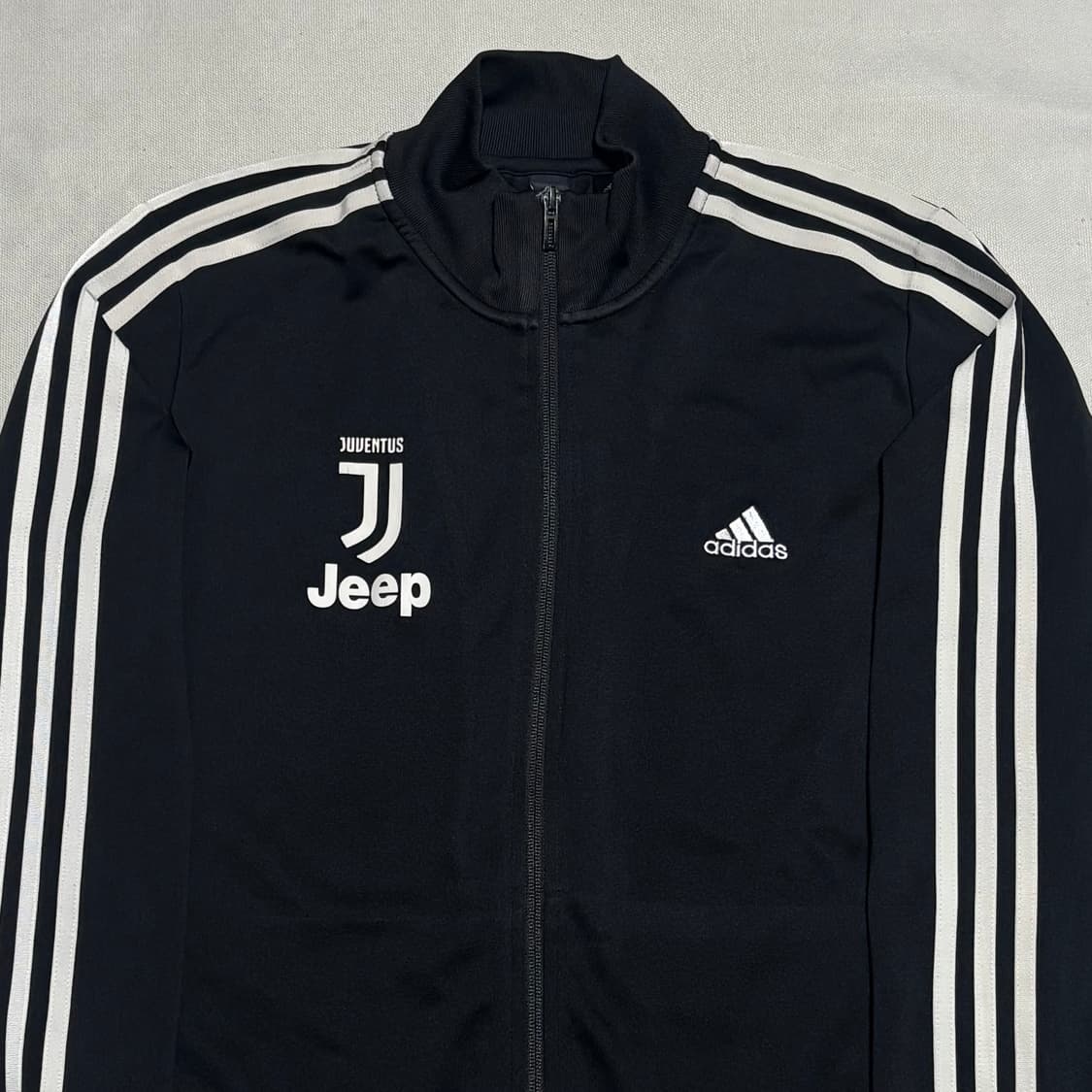 2XL 아디다스 유벤투스 블랙 트랙탑 상품이미지1