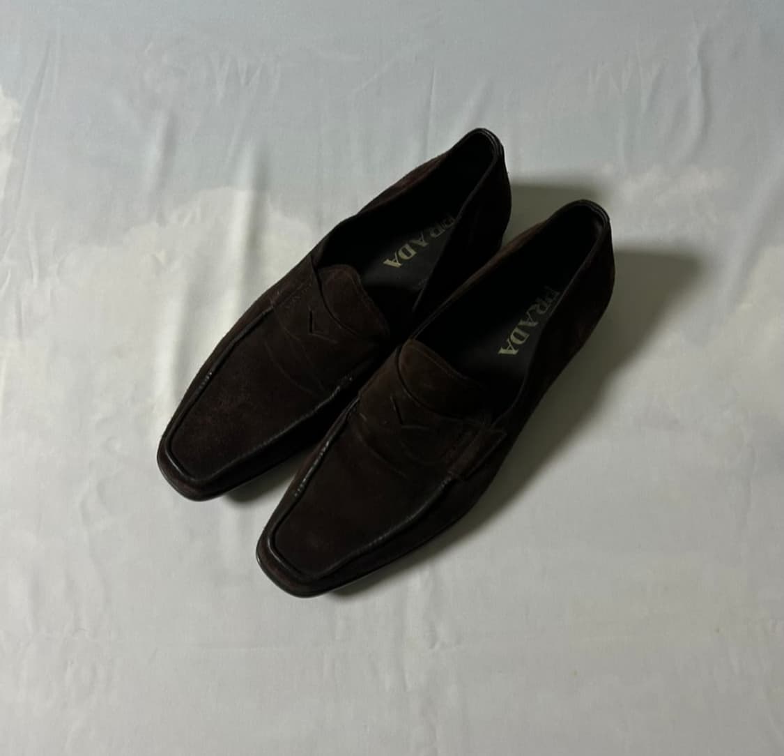 Prada sports suede dark brown loafers 상품이미지1