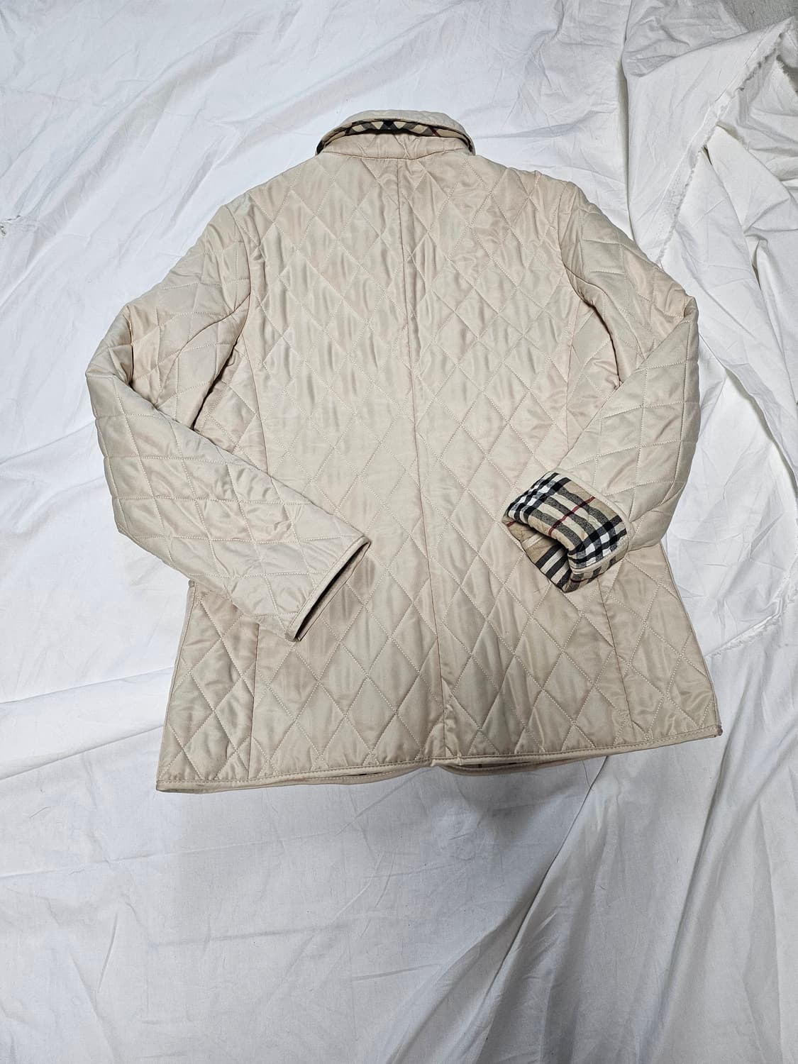 Burberry 퀼팅 자켓 아이보리 상품이미지2