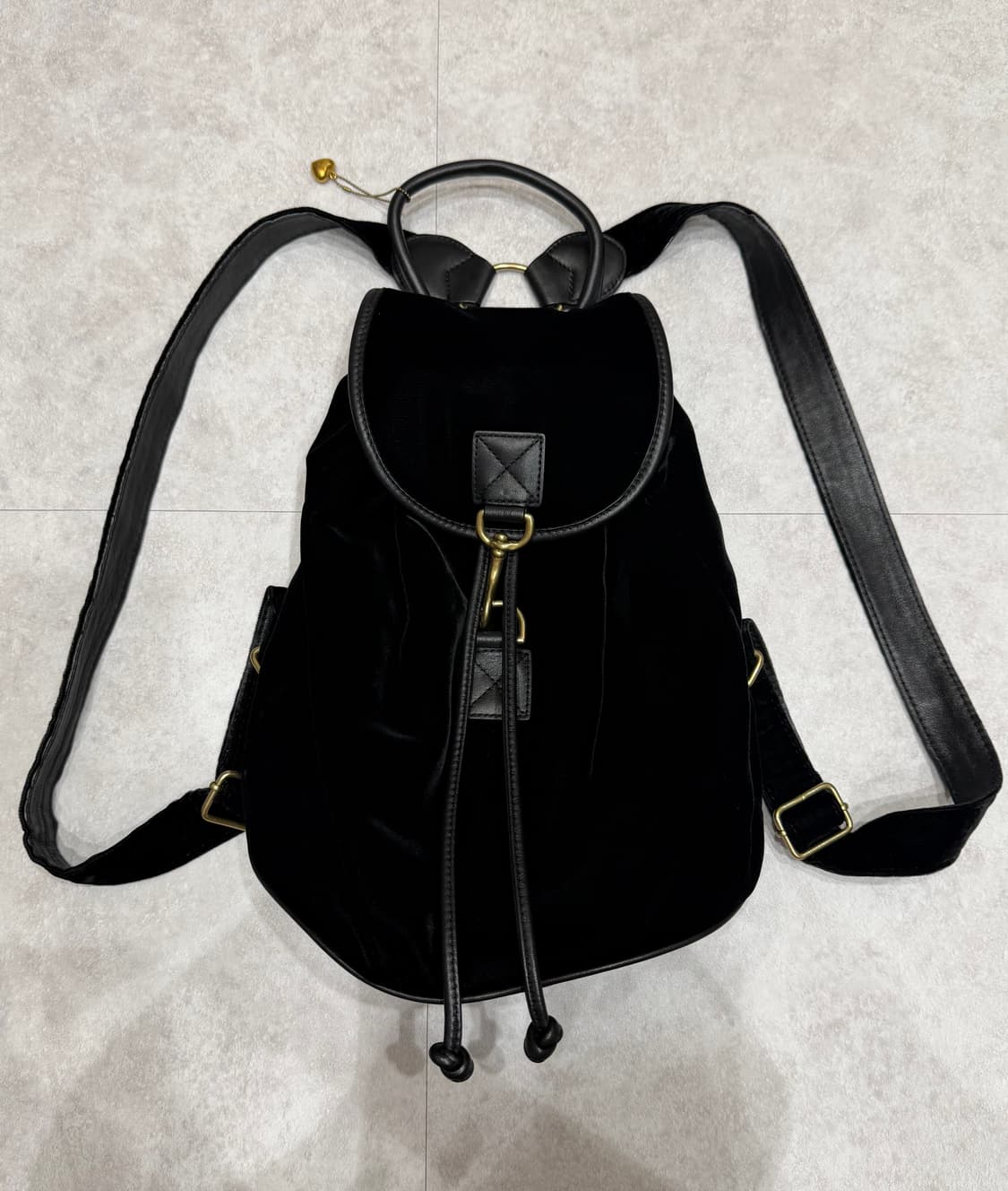 더바넷 벨벳 백팩 상품이미지2