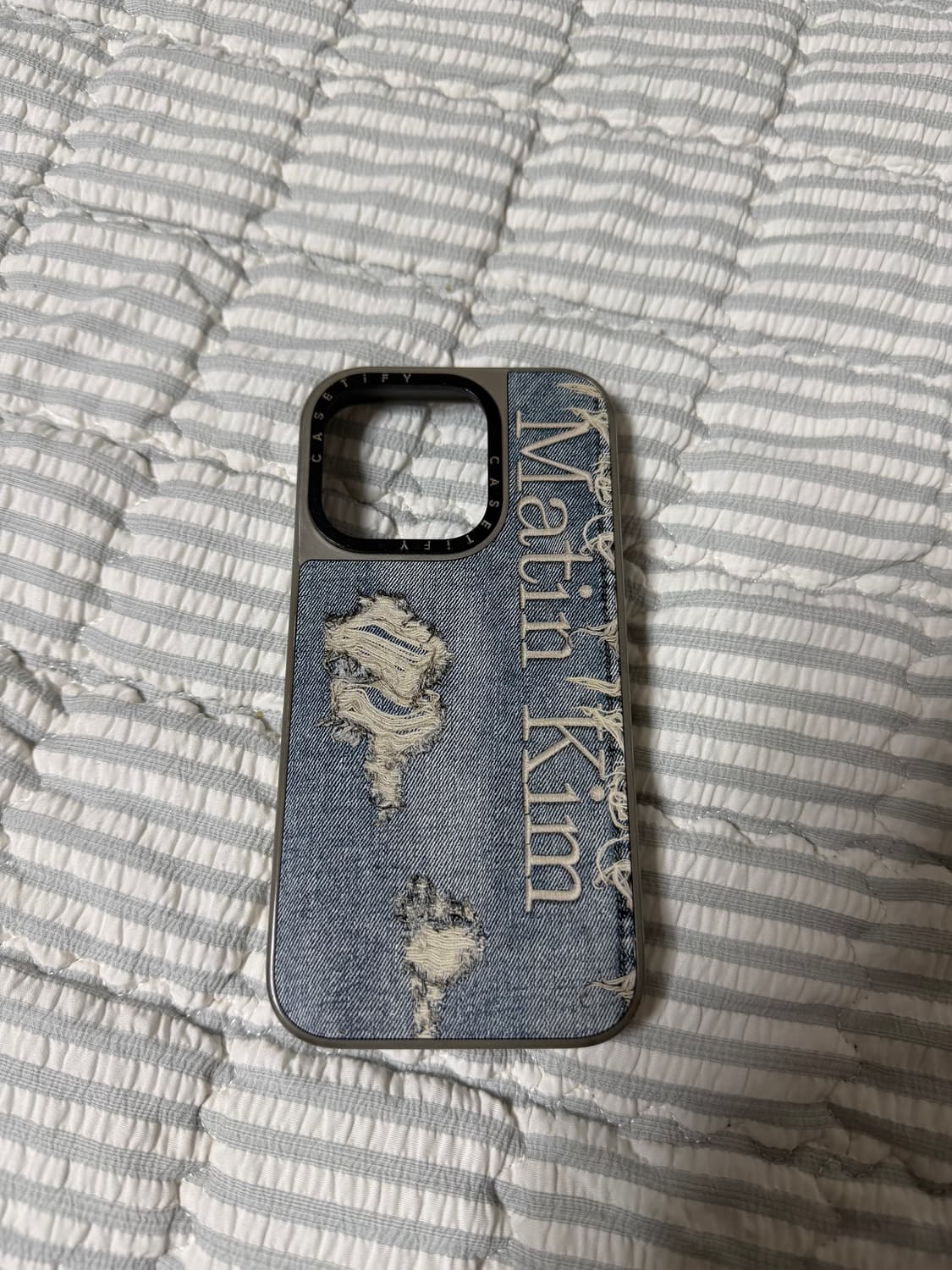 케이스티파이 x 마뗑킴 데님 15pro 케이스 상품이미지2