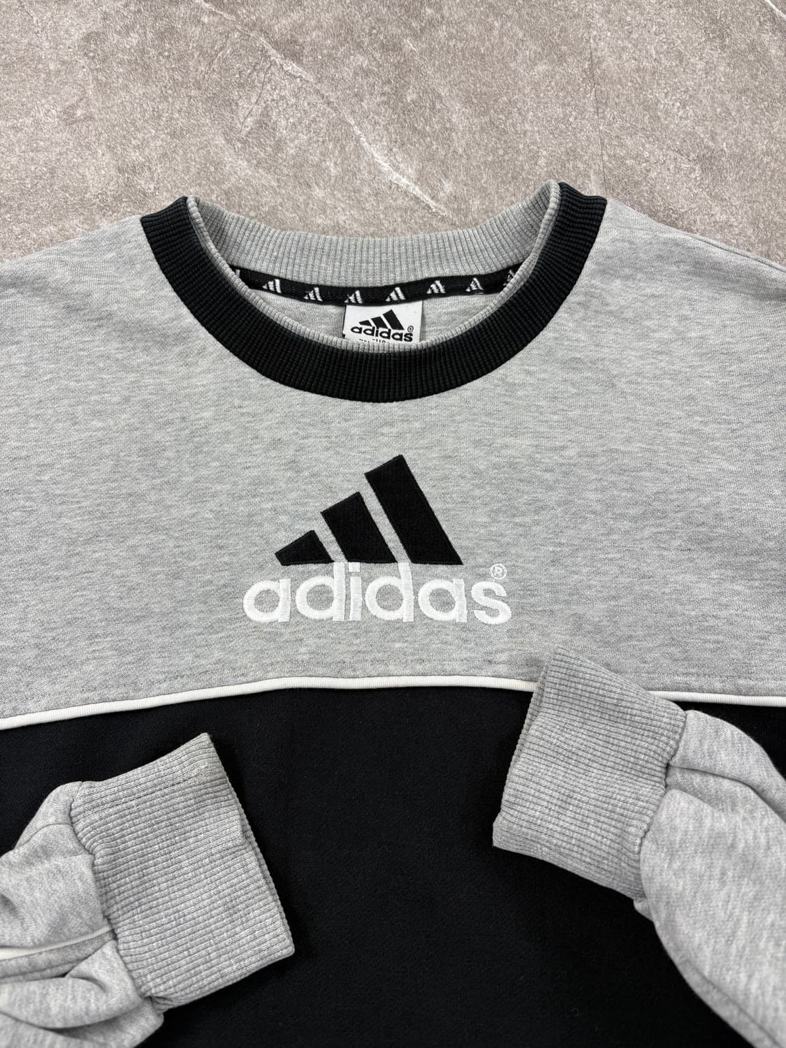 Adidas 90's Sweatshirt    상품이미지2