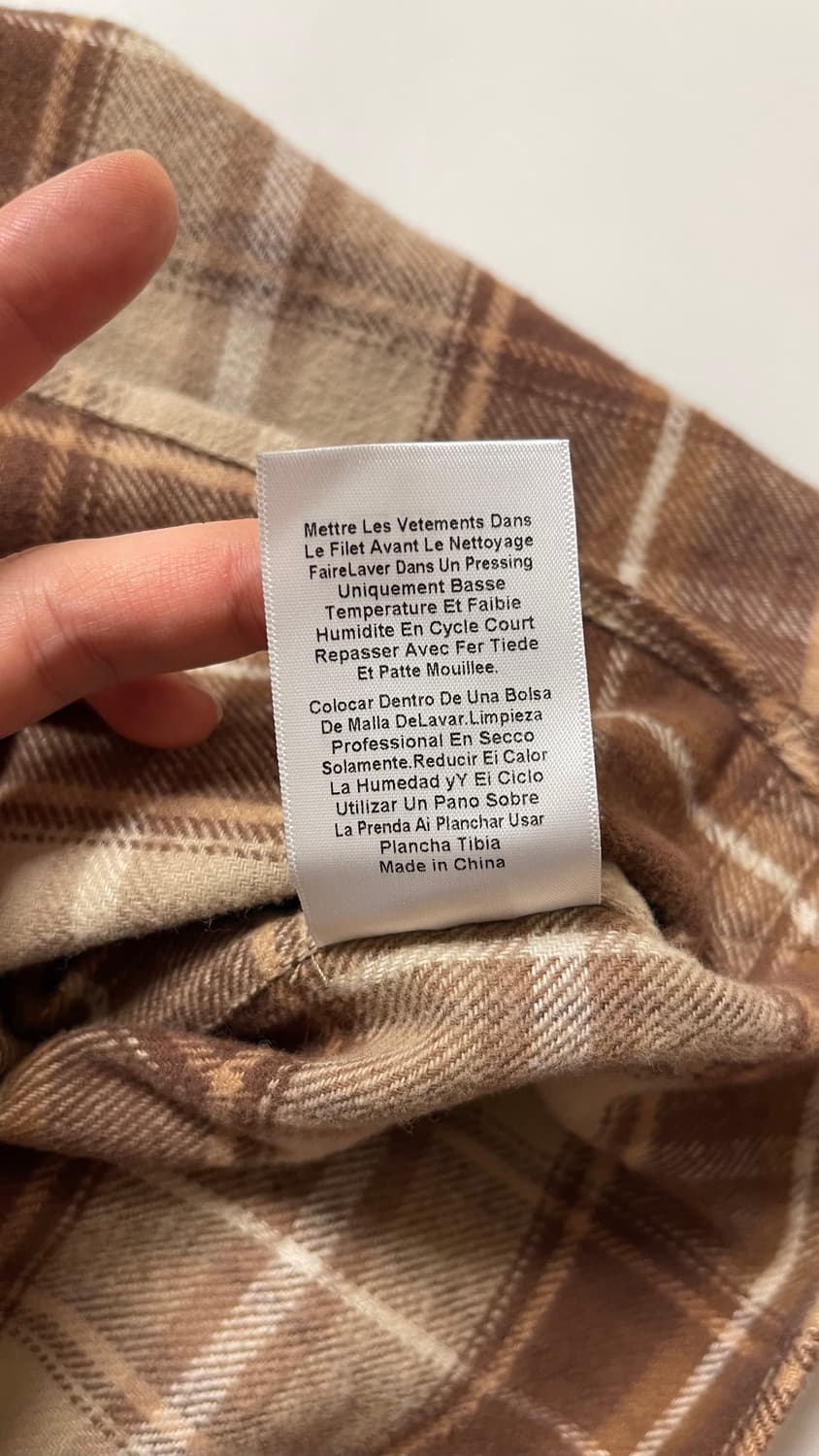 셀린느 Celine 캐시미어 100% 브라운 체크 크롭셔츠 M. 실착1회 상품이미지10