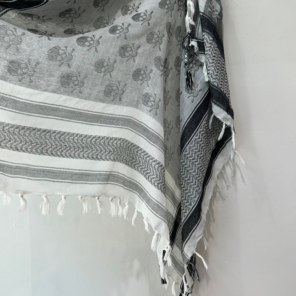 Black skull print stole muffler 상품이미지4