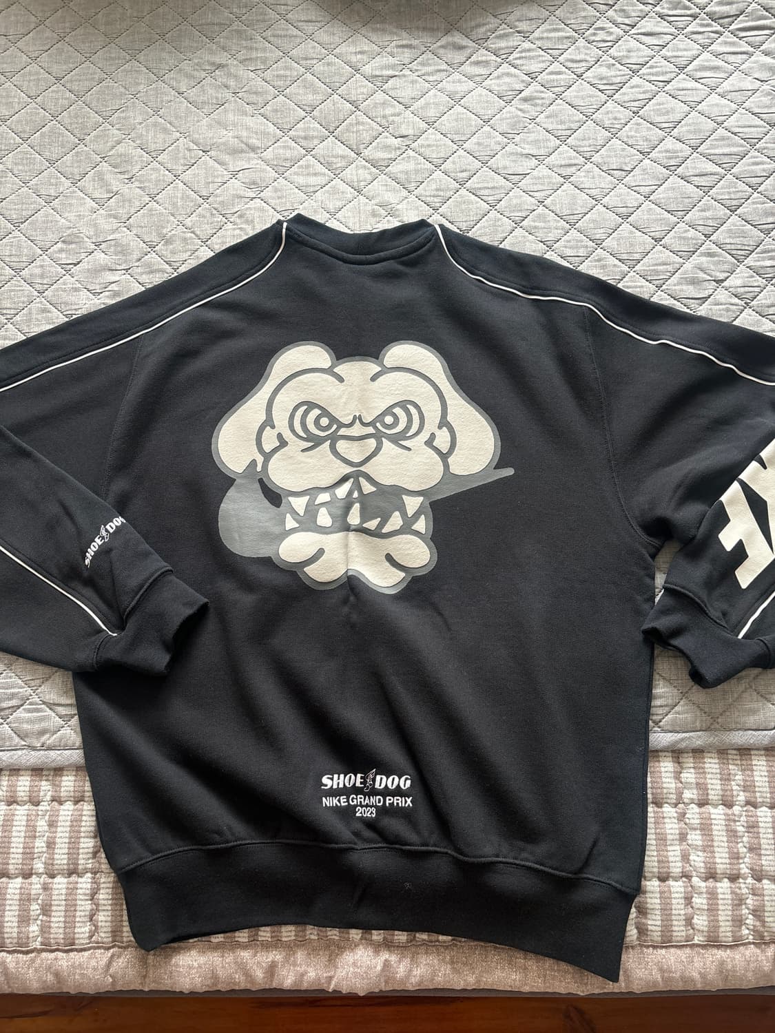 나이키 맨투맨 상품이미지2