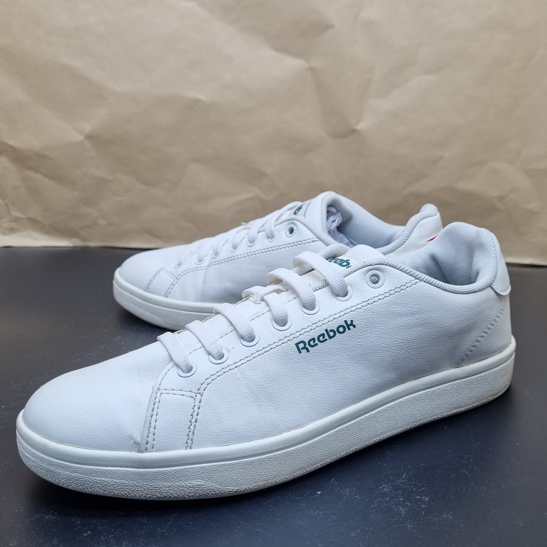 리복 코트시리즈1 스니커즈 245 상품이미지1