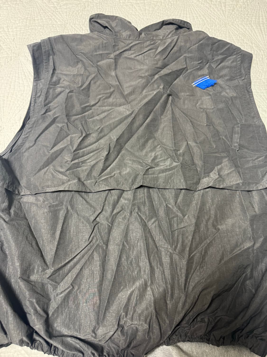 아더에러 베스트 다크그레이 XL사이즈 상품이미지2