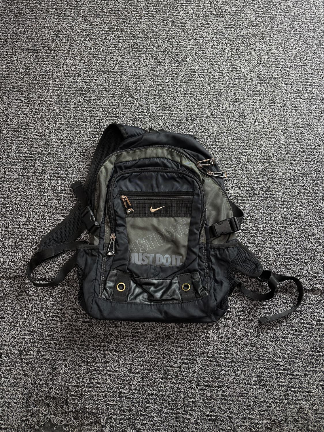 나이키 RPM 빅로고 테크니컬 백팩 블랙 4142 상품이미지2