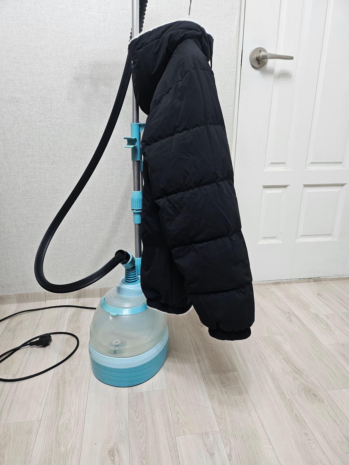 (95~100)M☆초대장급 아이더 리버시블[화이트블랙]구스다운 후리스패딩 상품이미지5