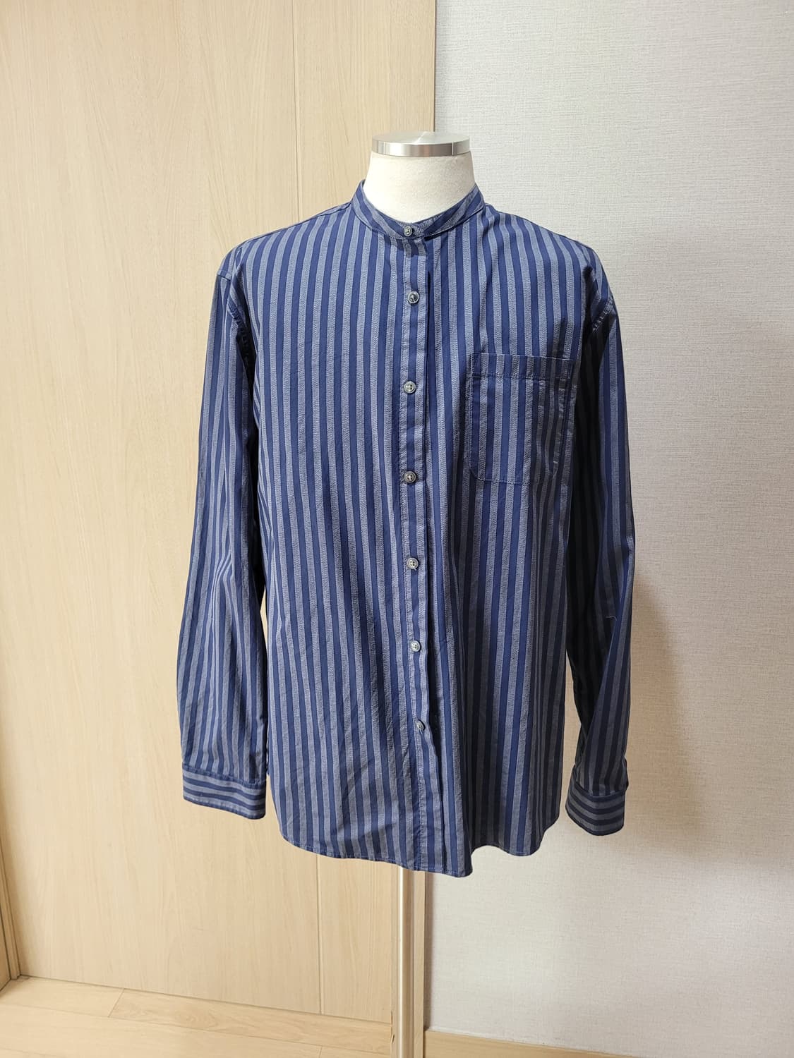 스파오 SPAO 남자 스트라이프 헨리넥 셔츠 110 네이비 상품이미지1