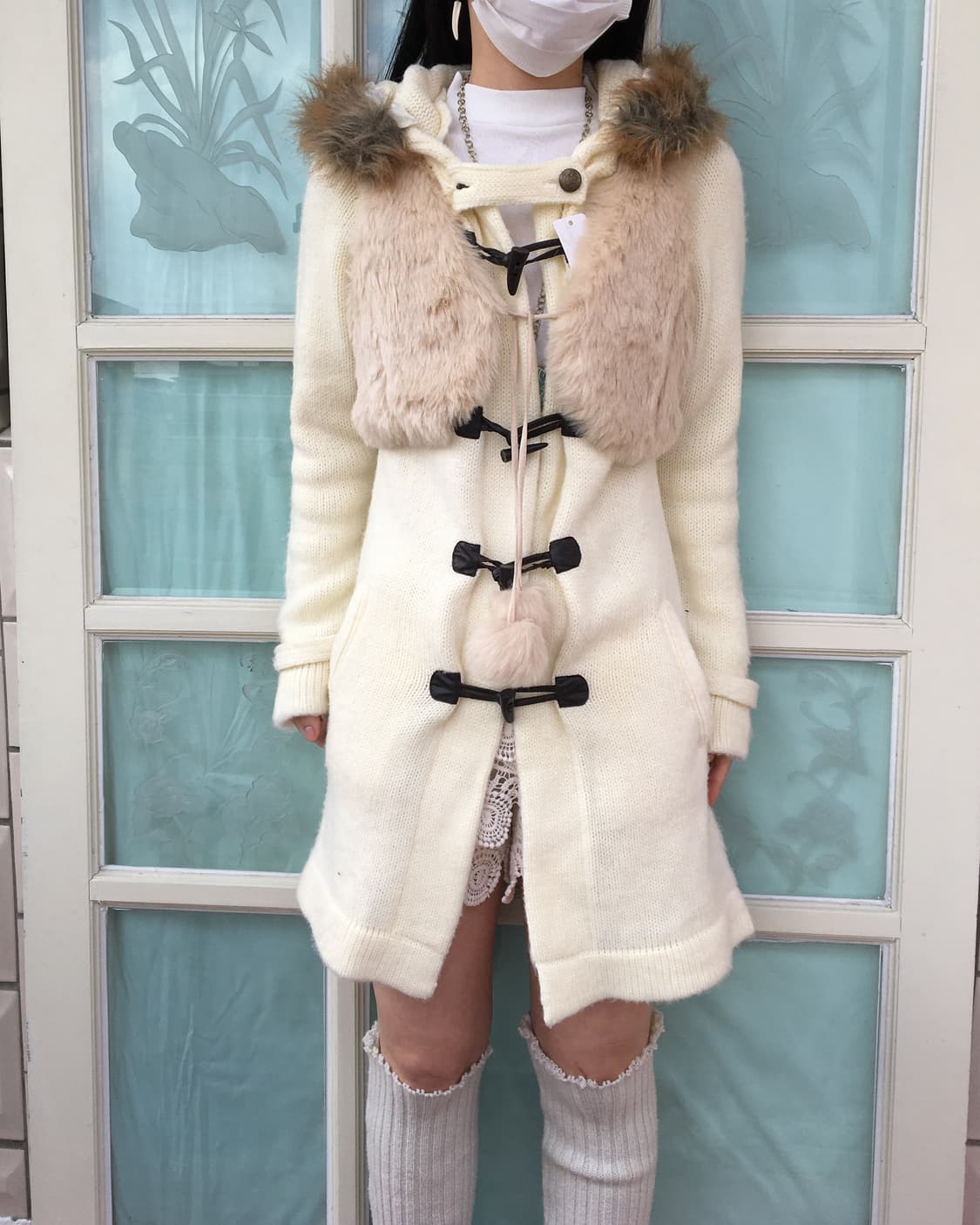 Pom pom fake fur vest 상품이미지4