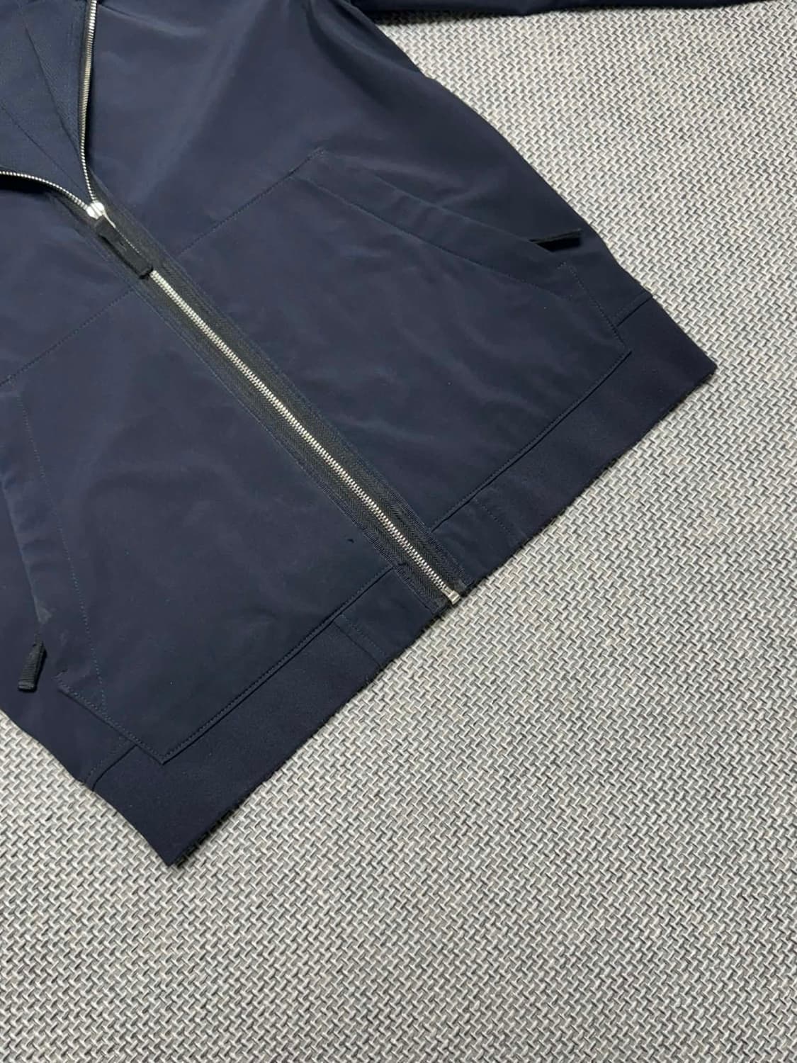 스톤아일랜드 라이트 소프트쉘 후드집업 상품이미지3