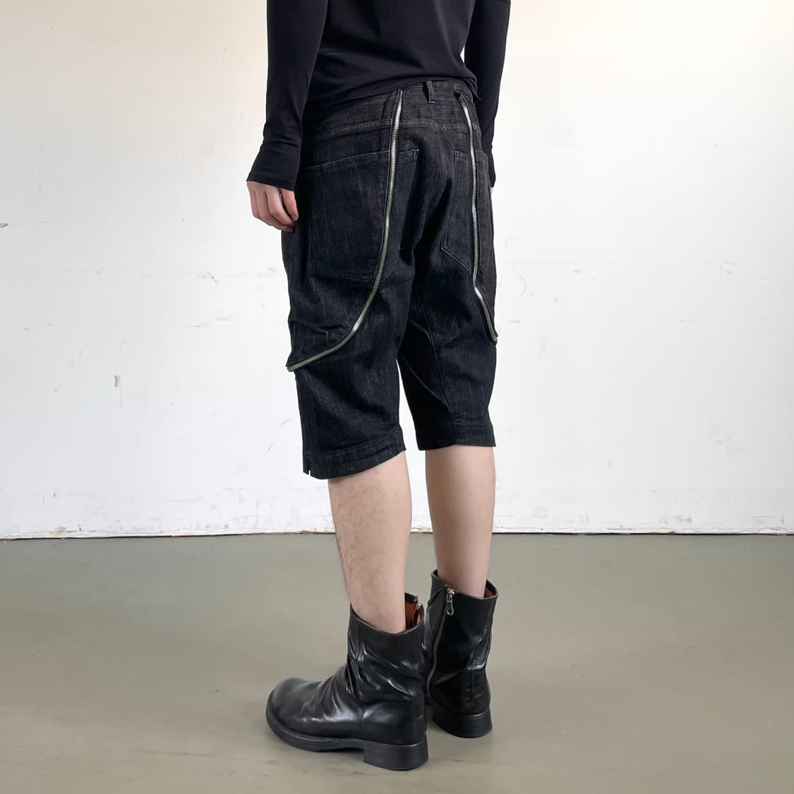 라드뮤지션 지퍼 디테일 쇼츠 상품이미지1