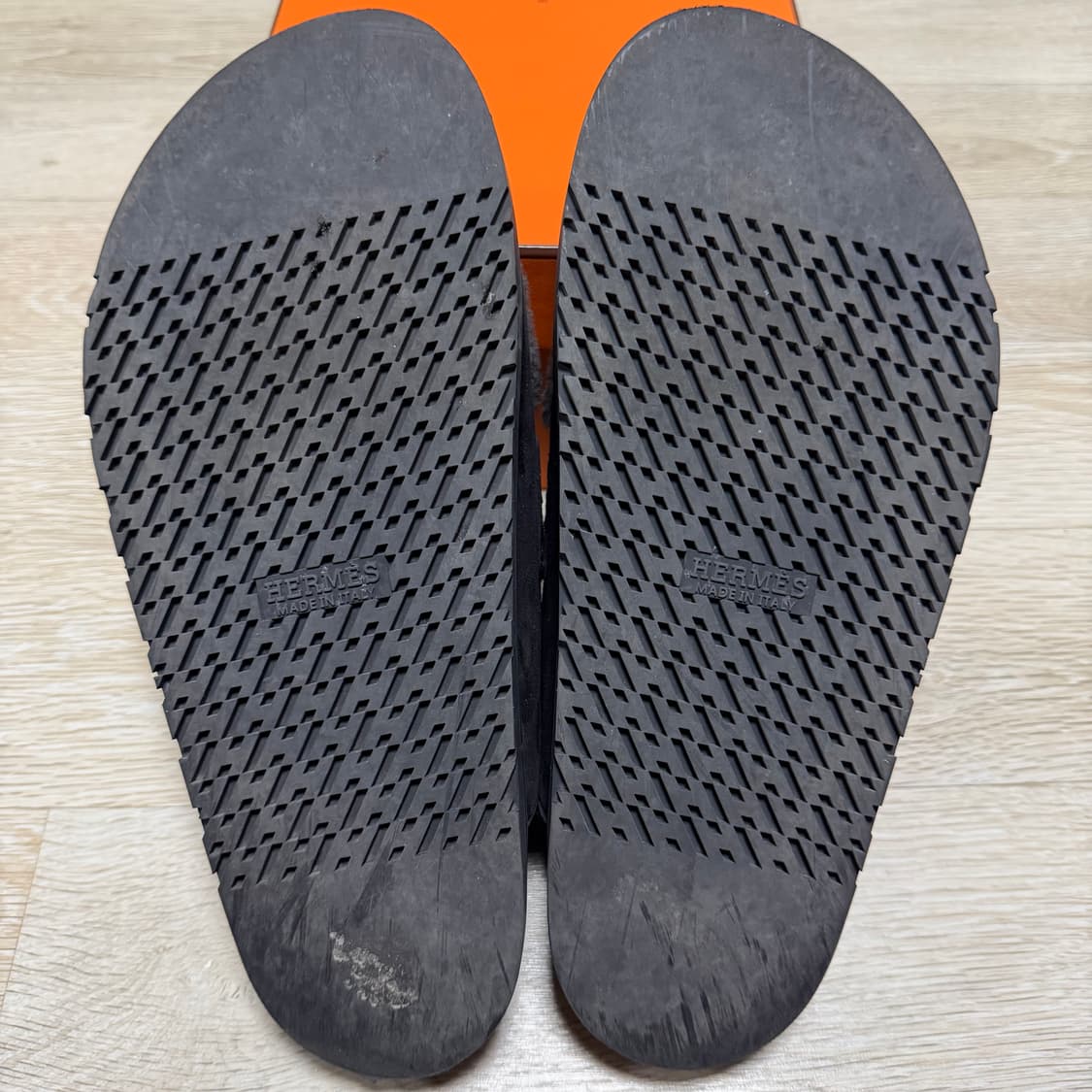 [S+급/42.5] 에르메스 시어링 고 뮬 스웨이드 블로퍼 상품이미지8