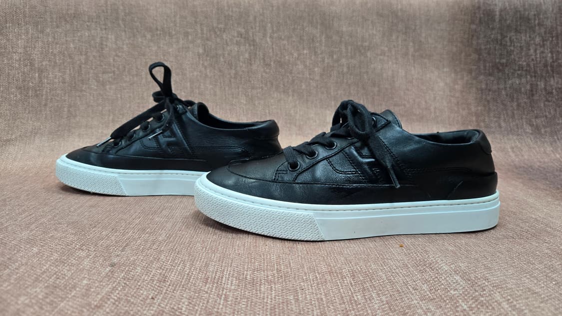 에르메스 정품 225mm- 블랙레더 스니커즈 상품이미지4