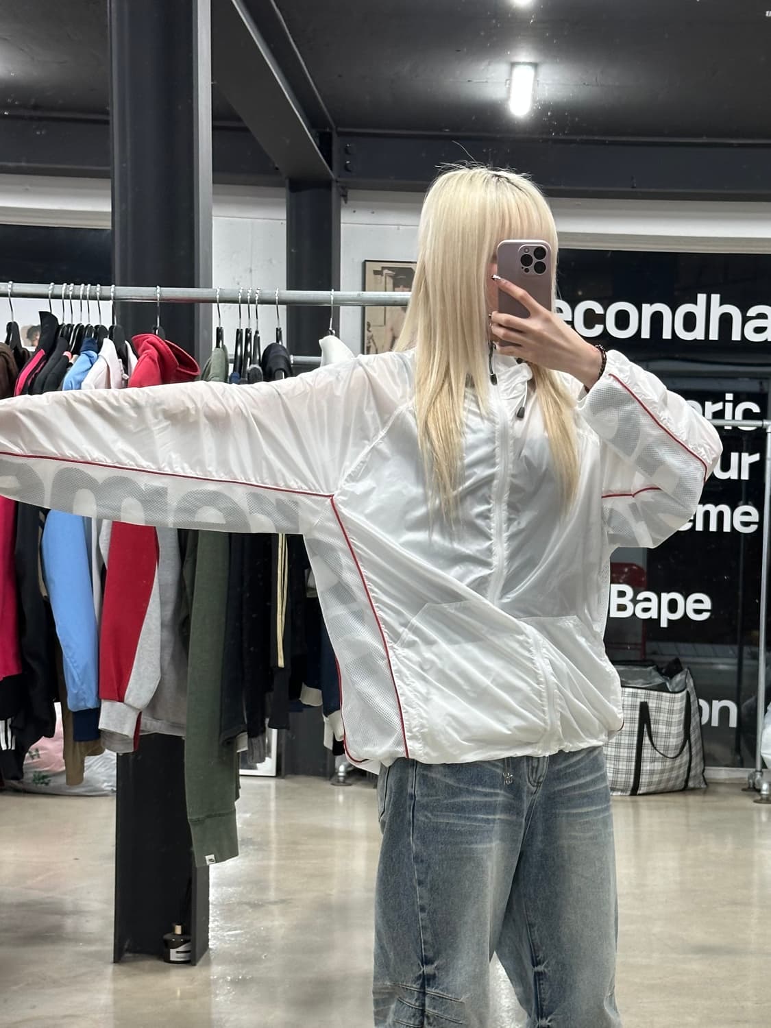 슈프림 립스탑 후드 윈드쉘 화이트 22SS 상품이미지1