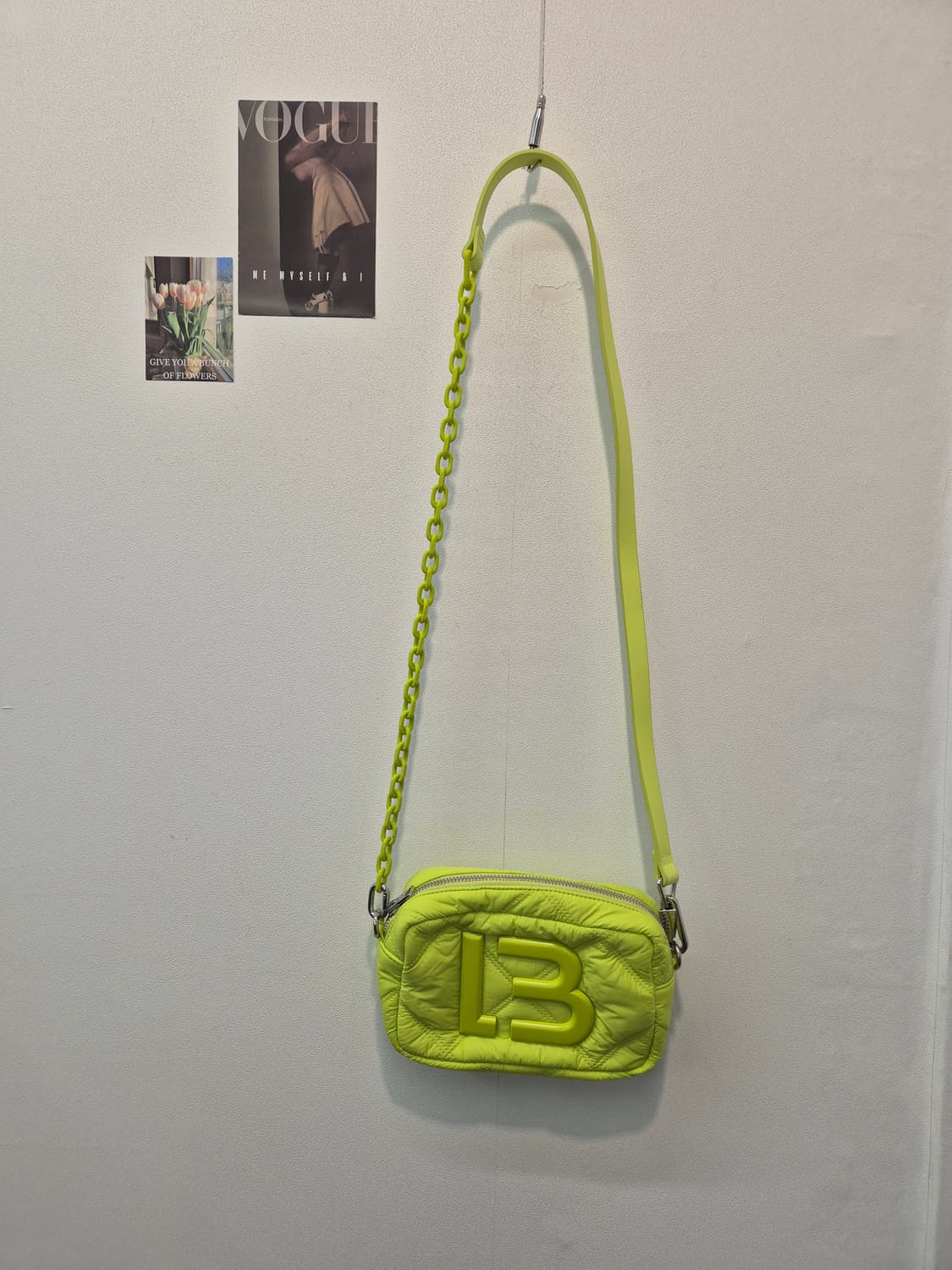 빔바이롤라 퀼팅 크로스백 네온 옐로우 색상 상품이미지5