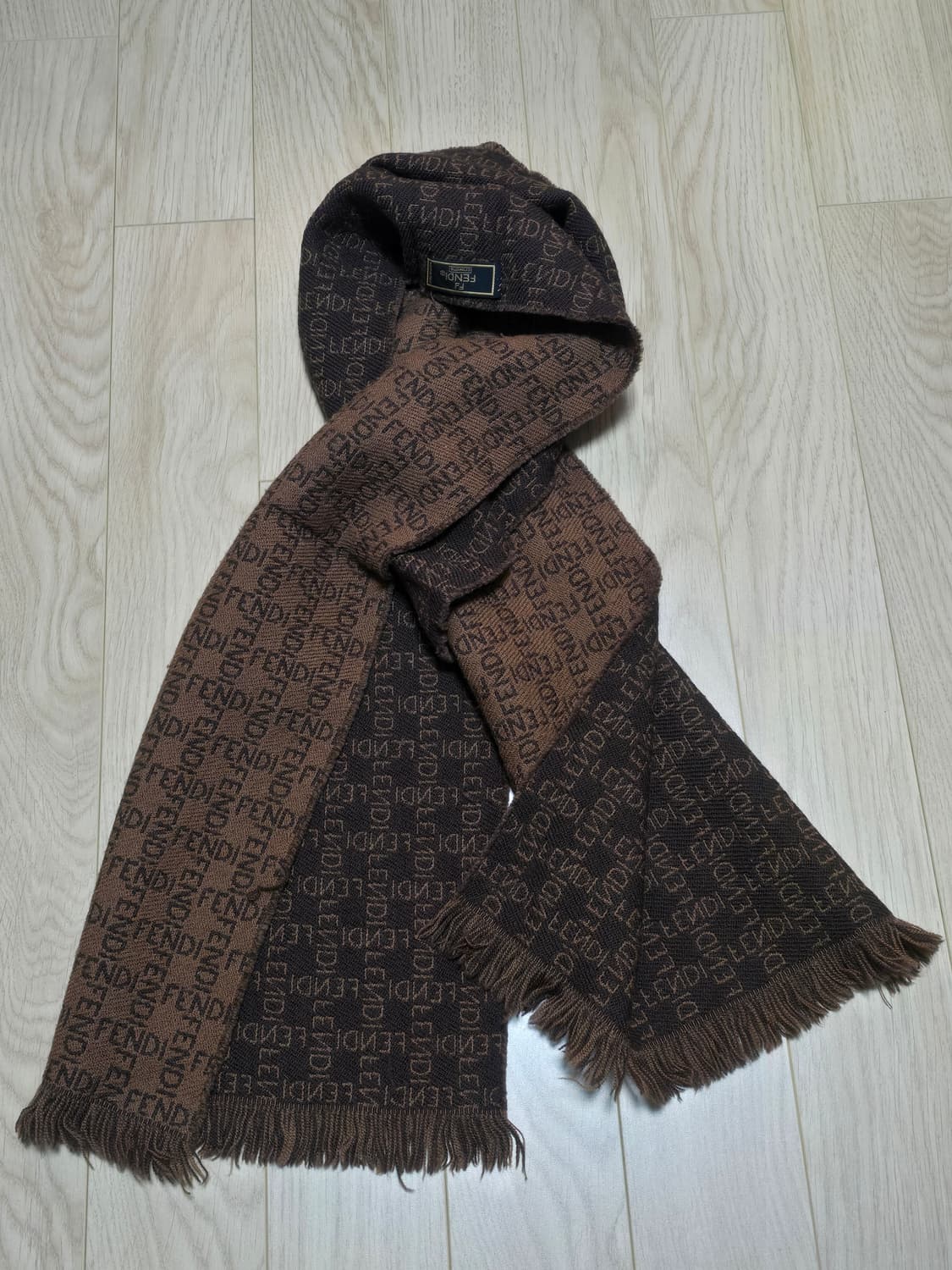 Fendi 펜디 리버시블 FF 로고 울 머플러  상품이미지1