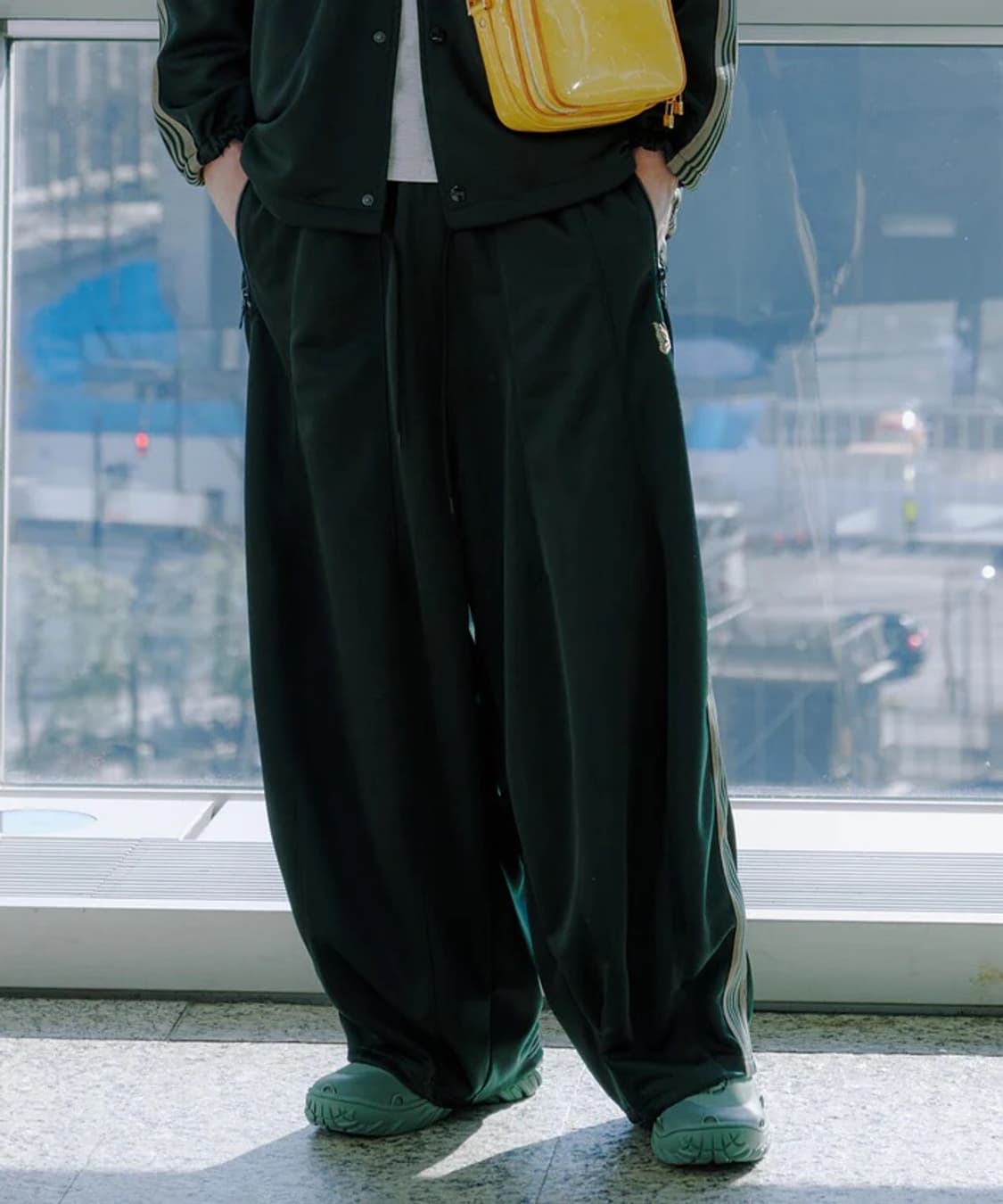 니들스 x LHP H.D폴리트랙팬츠 다크그린xs 상품이미지4