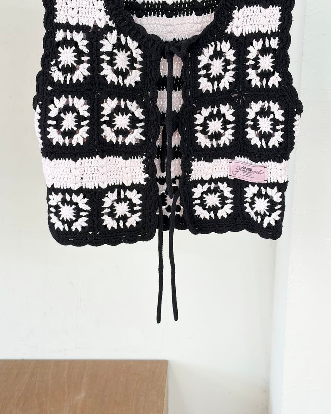 가니 블랙 핑크 소프트 코튼 크로셰 베스트  상품이미지5