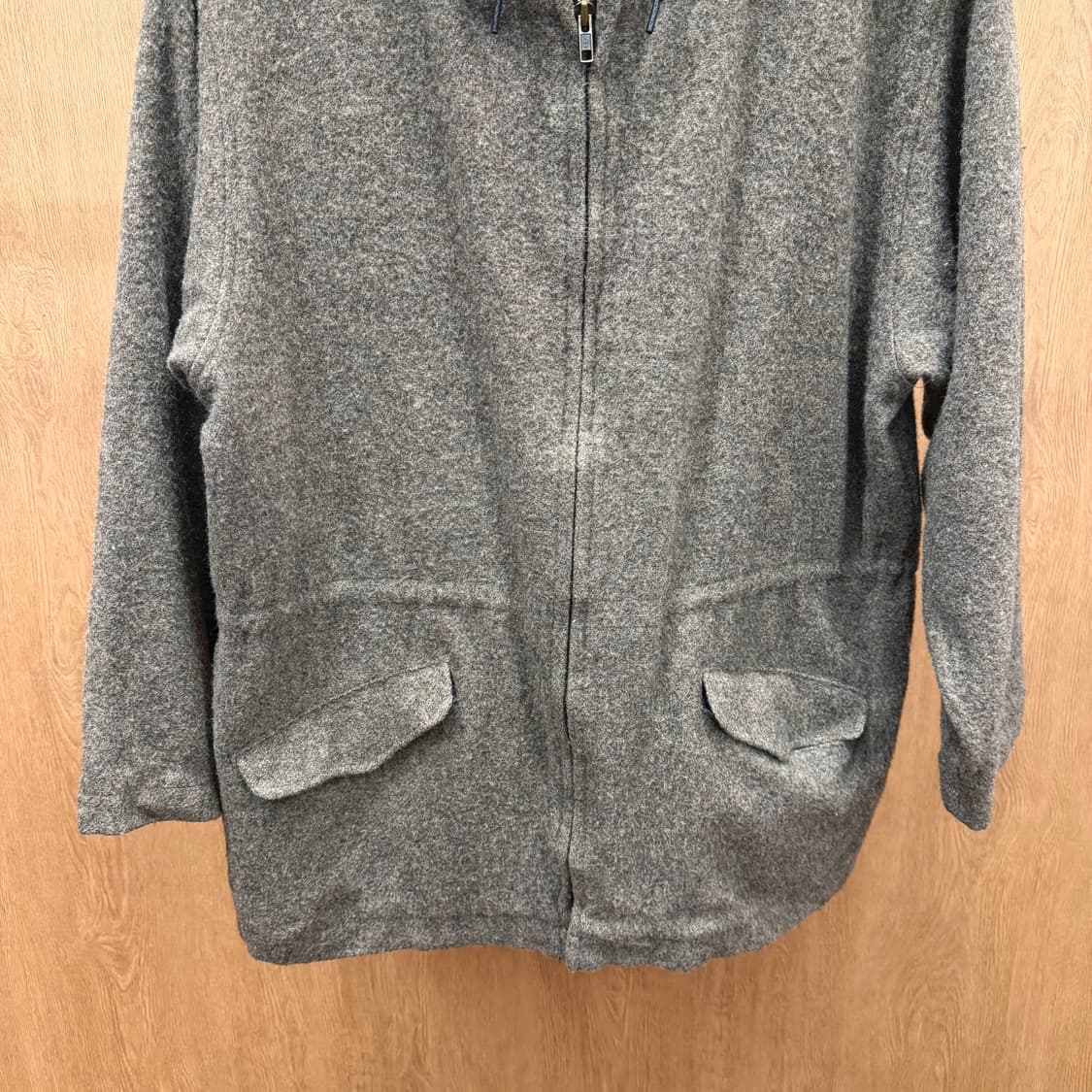 울리치 후드 집업 코트 드로우 스트링 플랩 포켓 디테일 레귤러핏 베이지 상품이미지5