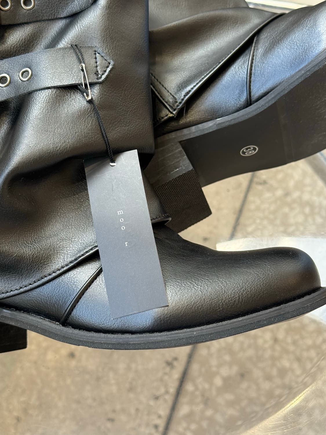 Vintage Black Leather Boots 상품이미지2
