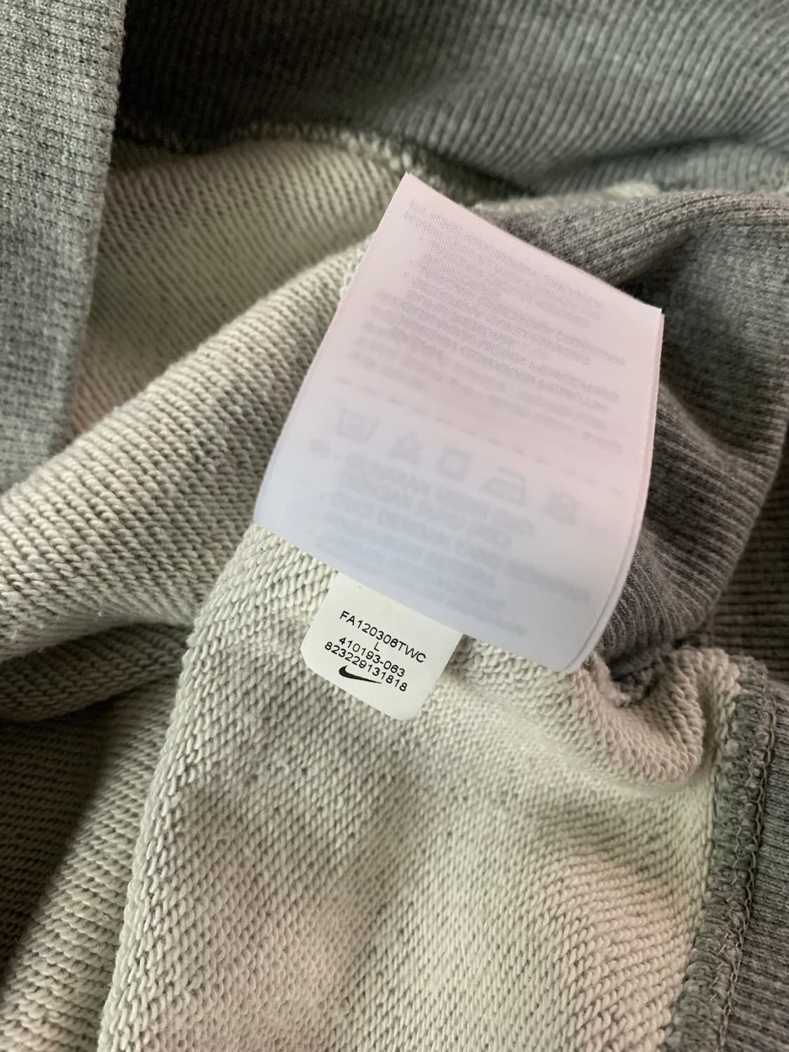 나이키 스몰 스우시 후드티 상품이미지3