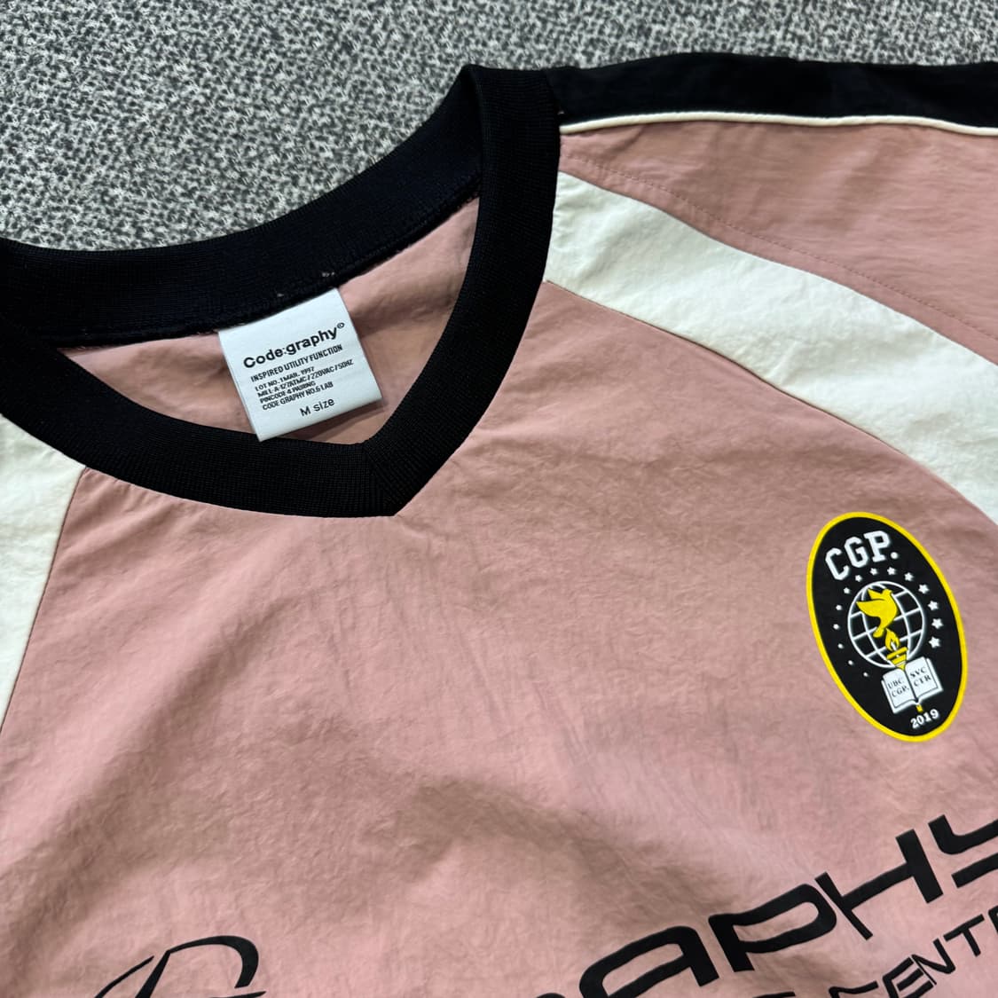 코드그라피 화섬 배색 스포츠 크루넥 상품이미지3