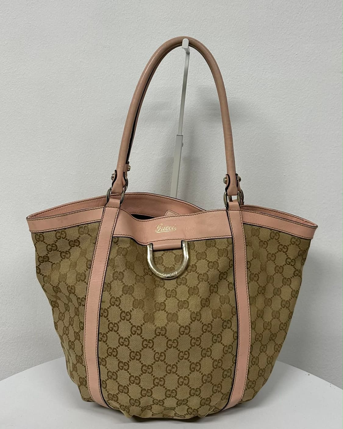 구찌 GG 캔버스 핑크 D링 버킷 쇼퍼 토트백 상품이미지1