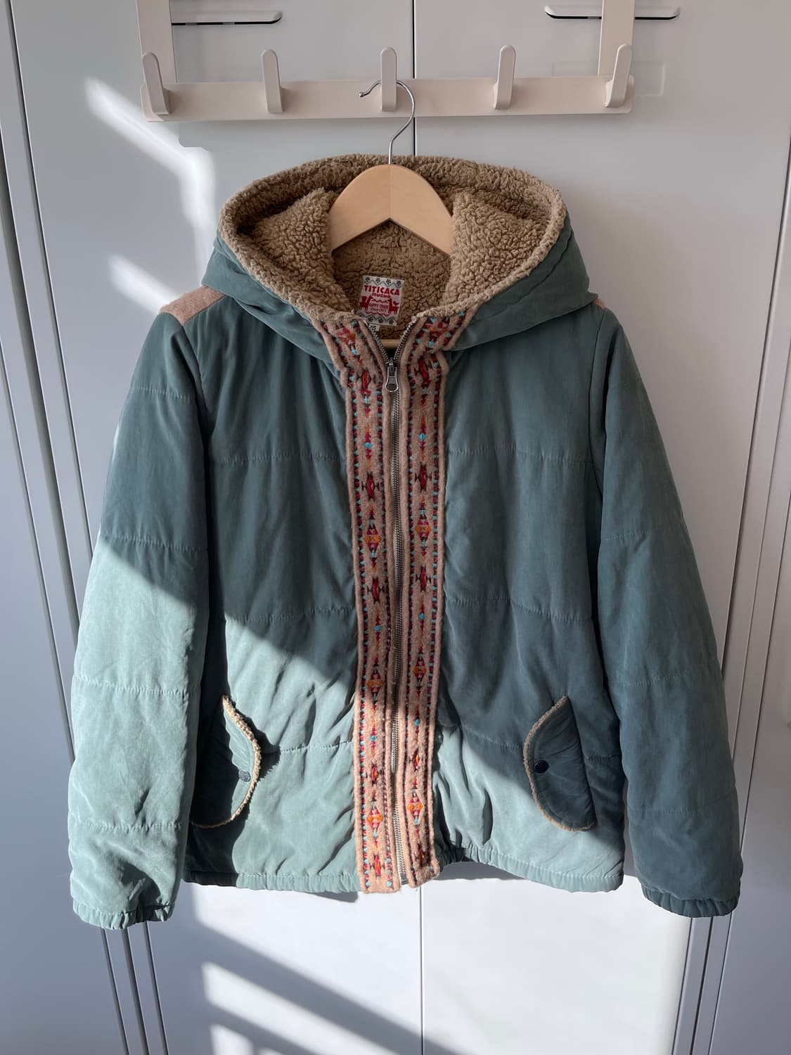 티티카카 하구미 패턴 양털 민트 패딩 상품이미지5