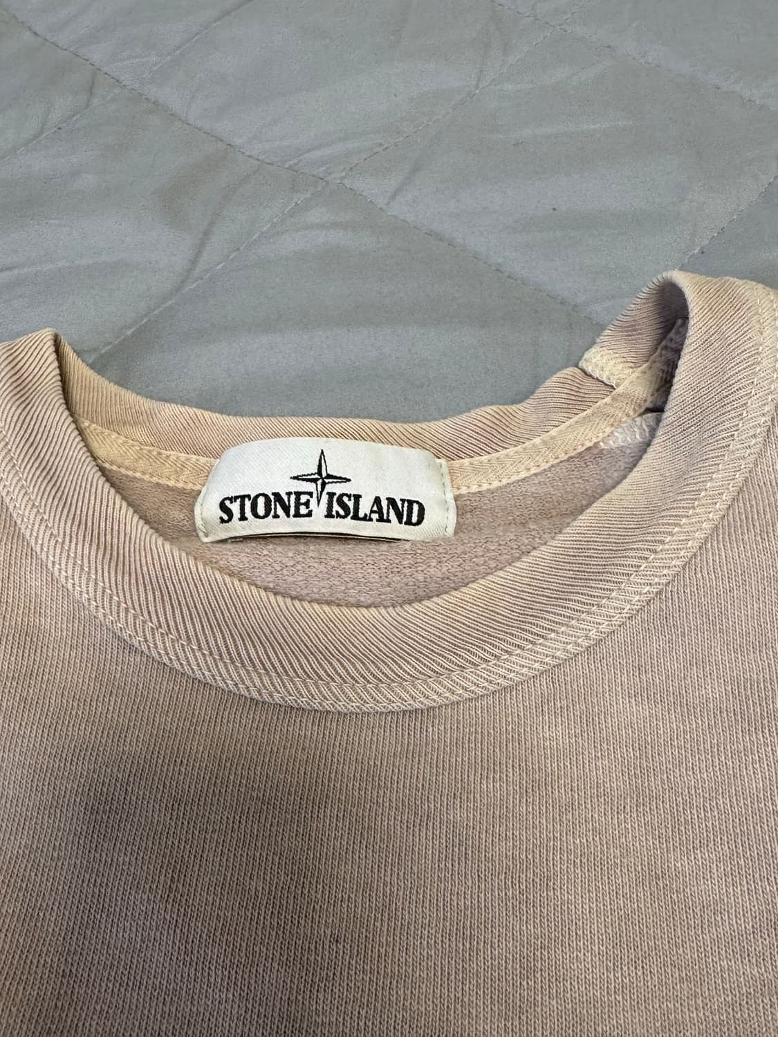 [L]스톤아일랜드 베이지 크루넥 맨투맨 상품이미지2