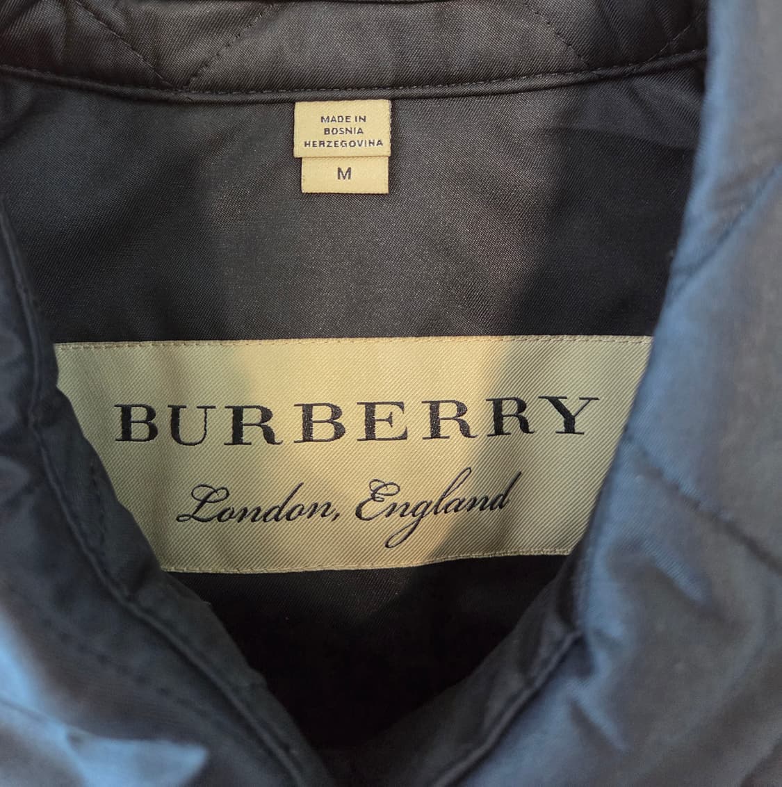 버버리 퀼팅 프랭크비 블랙 M 상품이미지3