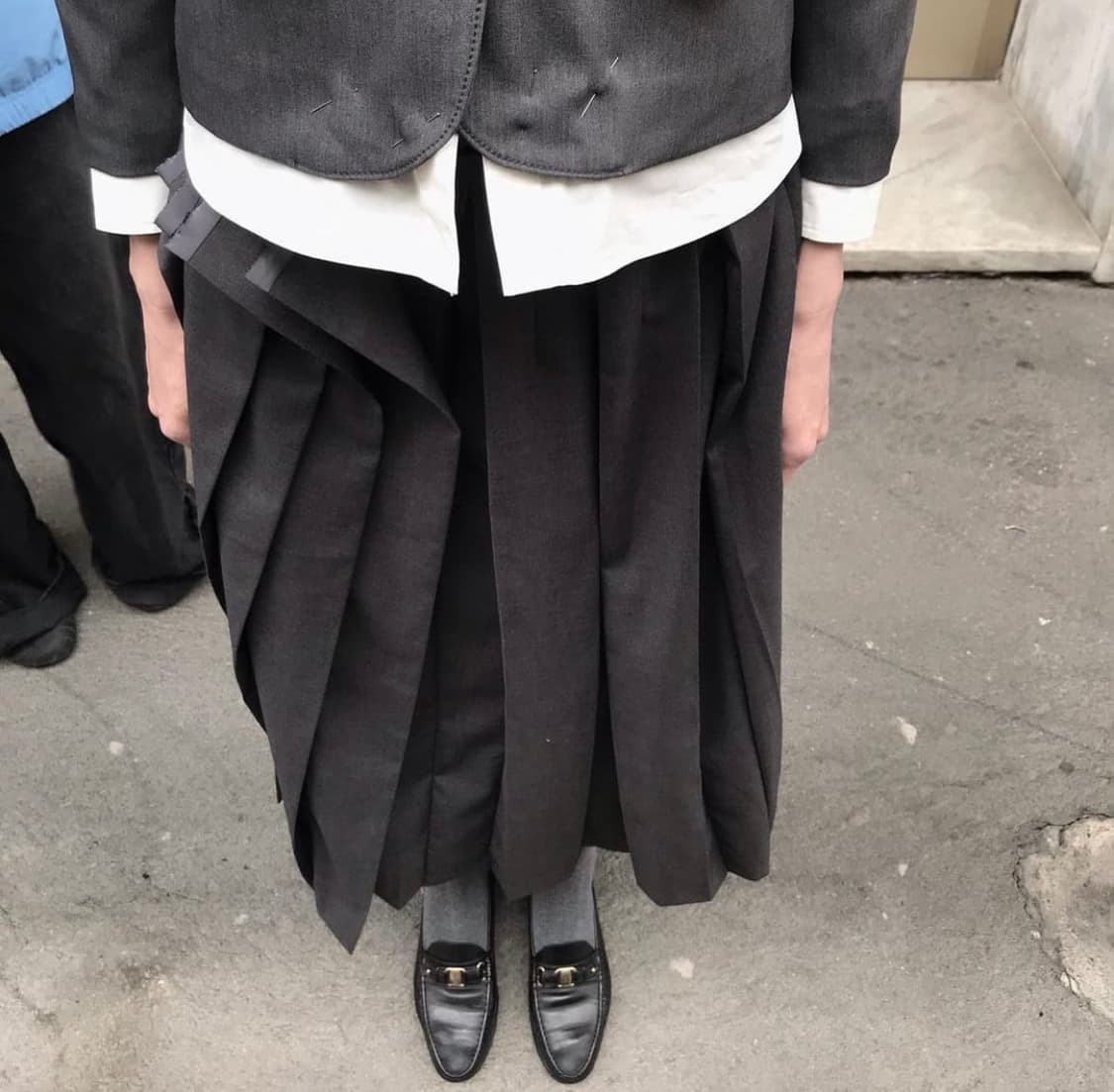 Offbeat pleats skirt (size 2) 상품이미지2