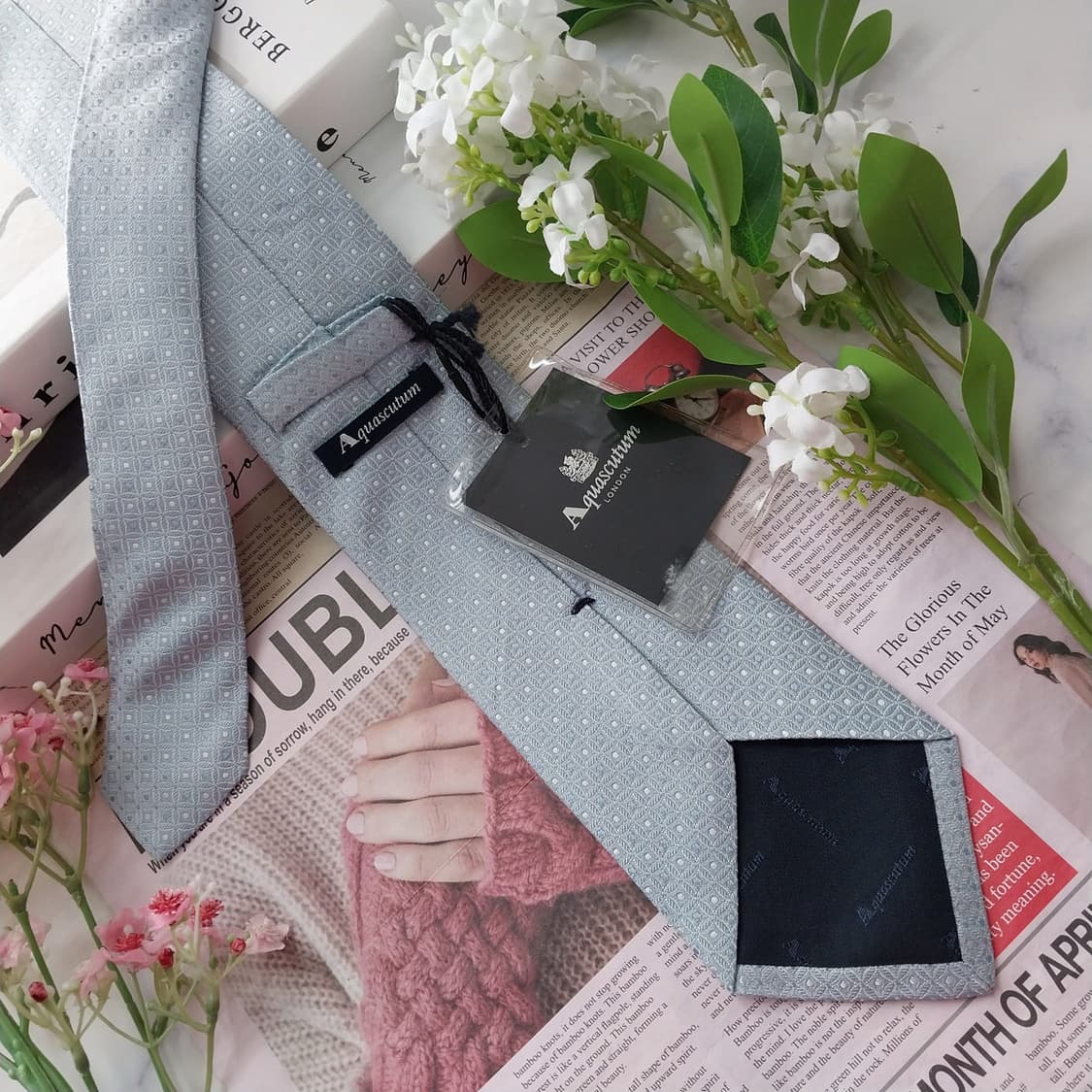 아쿠아스큐텀 넥타이  하늘색 8.7CM 새제품 K2125
 상품이미지5