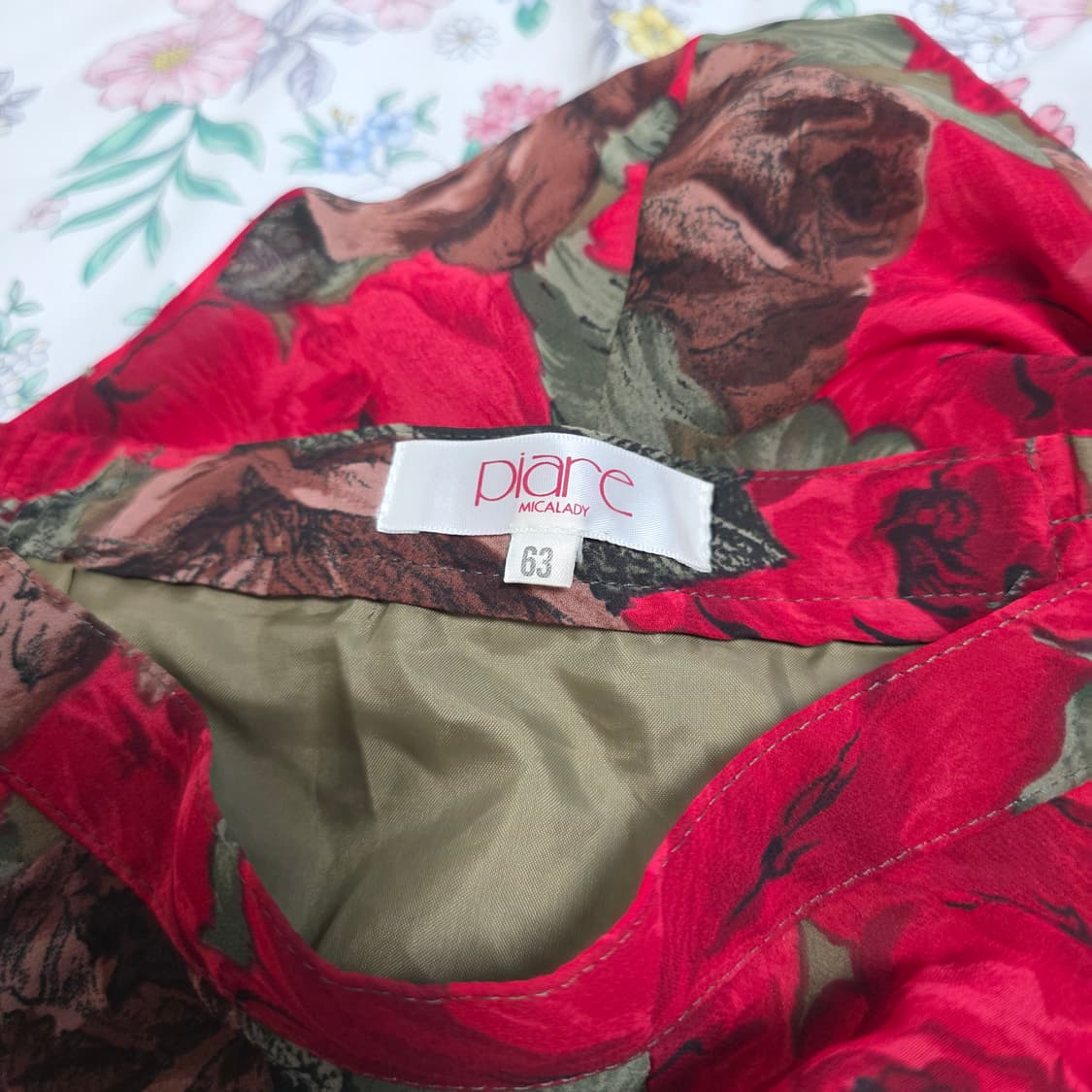 일본빈티지)레드x로즈 플로럴 꽃무늬 스즈코모리걸 셔링롱스커트 상품이미지4