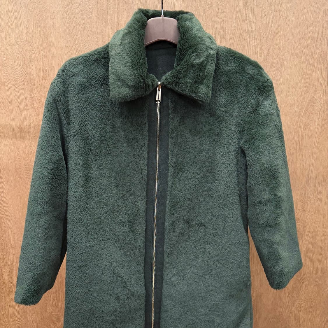 막스앤코 하프 퍼 코트 투웨이 지퍼 디테일 레귤러핏 그린 상품이미지4