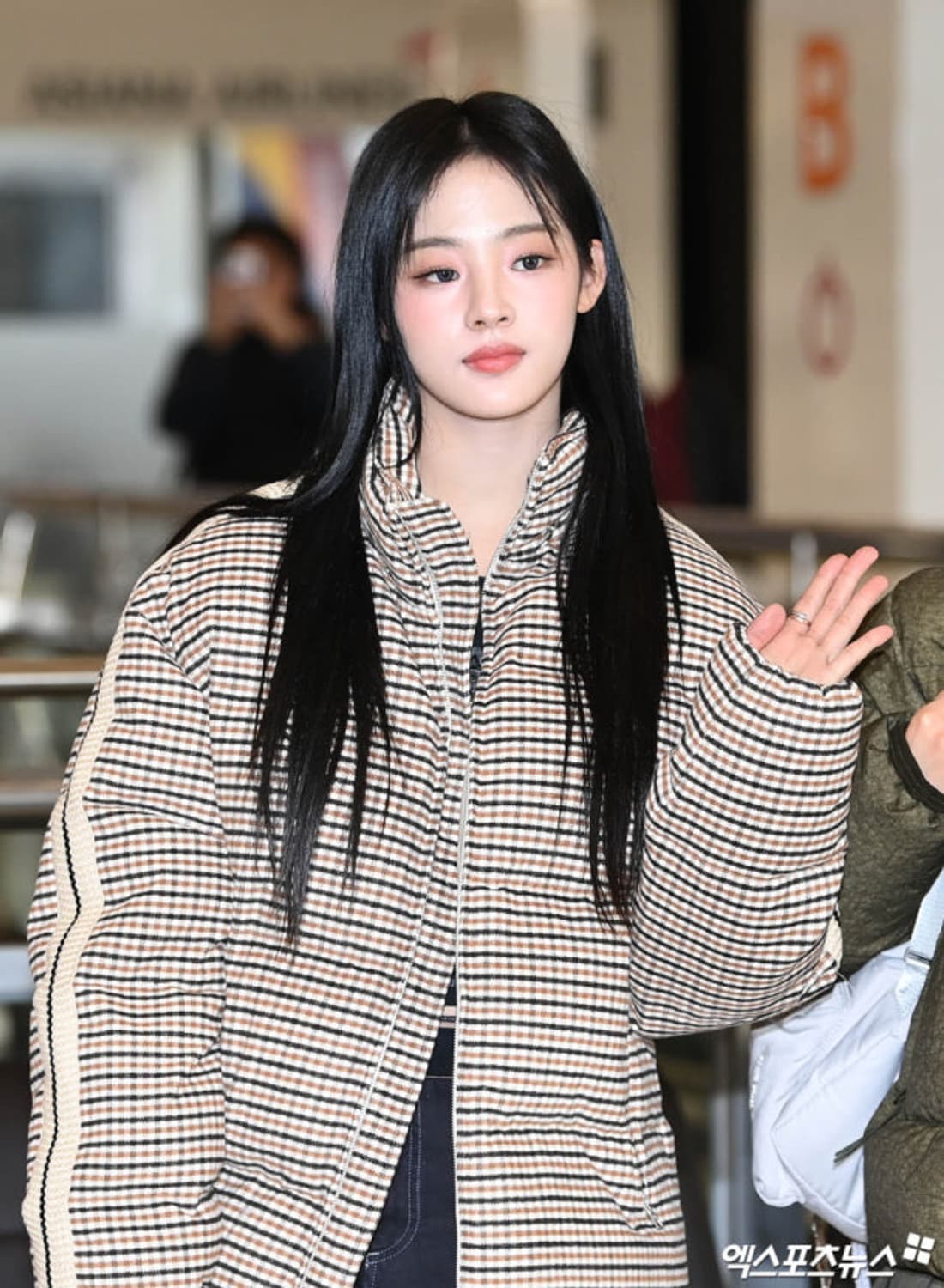 [뉴진스 민지님 착용] 팜엔젤스 23fw 체크 패딩 상품이미지1