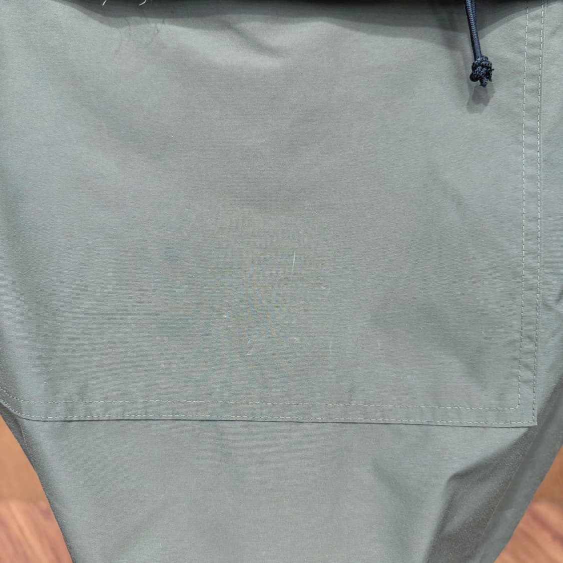 칼하트 아노락 후드 윈드 브레이커 지퍼 포켓 밑단 드로우 스트링 카키 상품이미지9