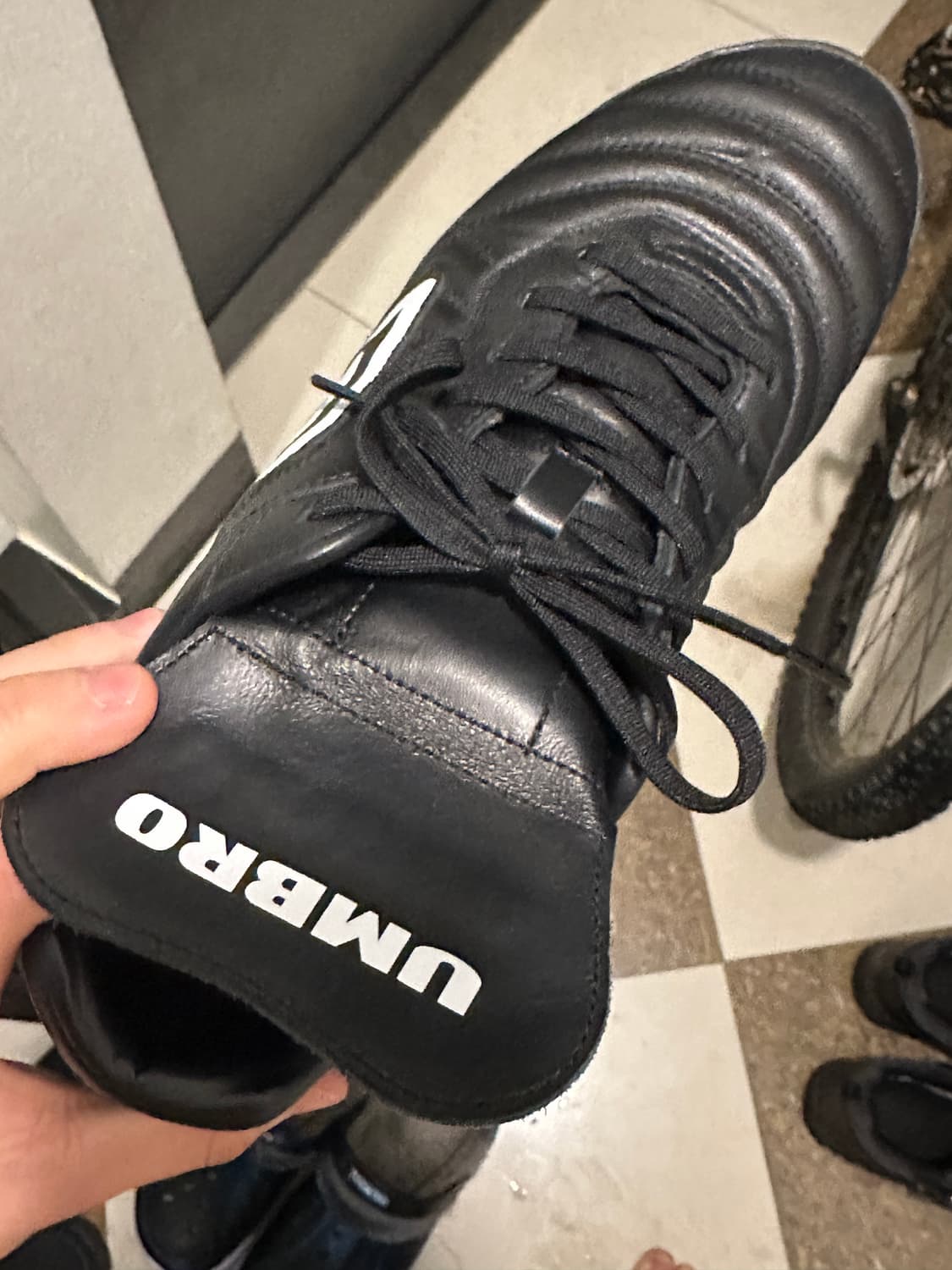 엄브로 스페셜리 풋살화(패션용가능)275 상품이미지3